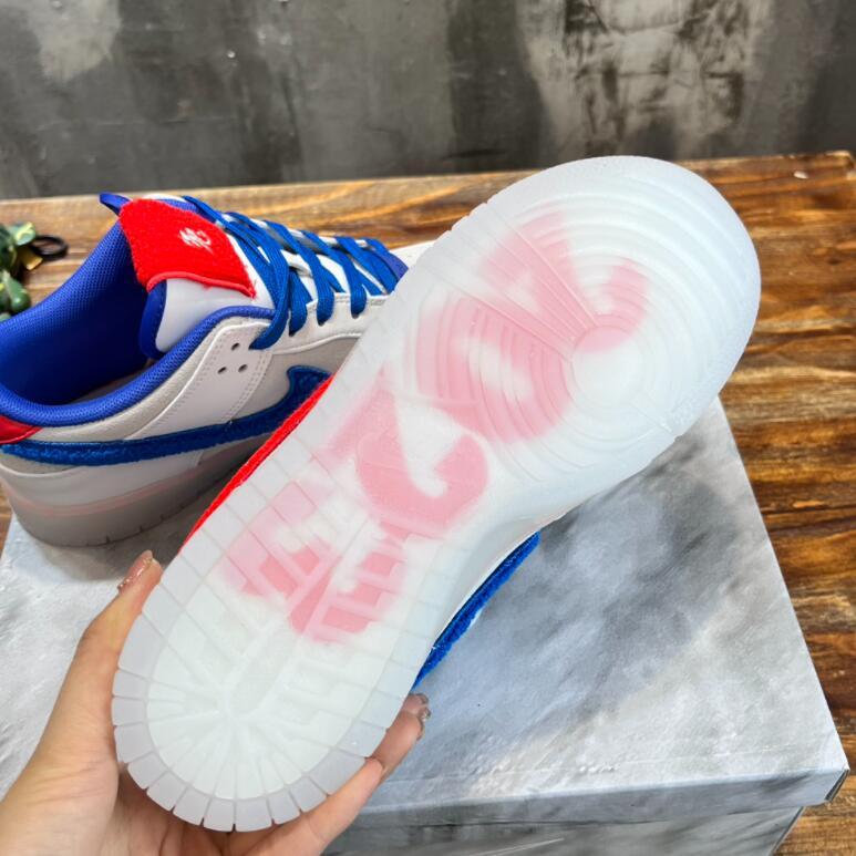 SAMC - NKE Shoes - 651