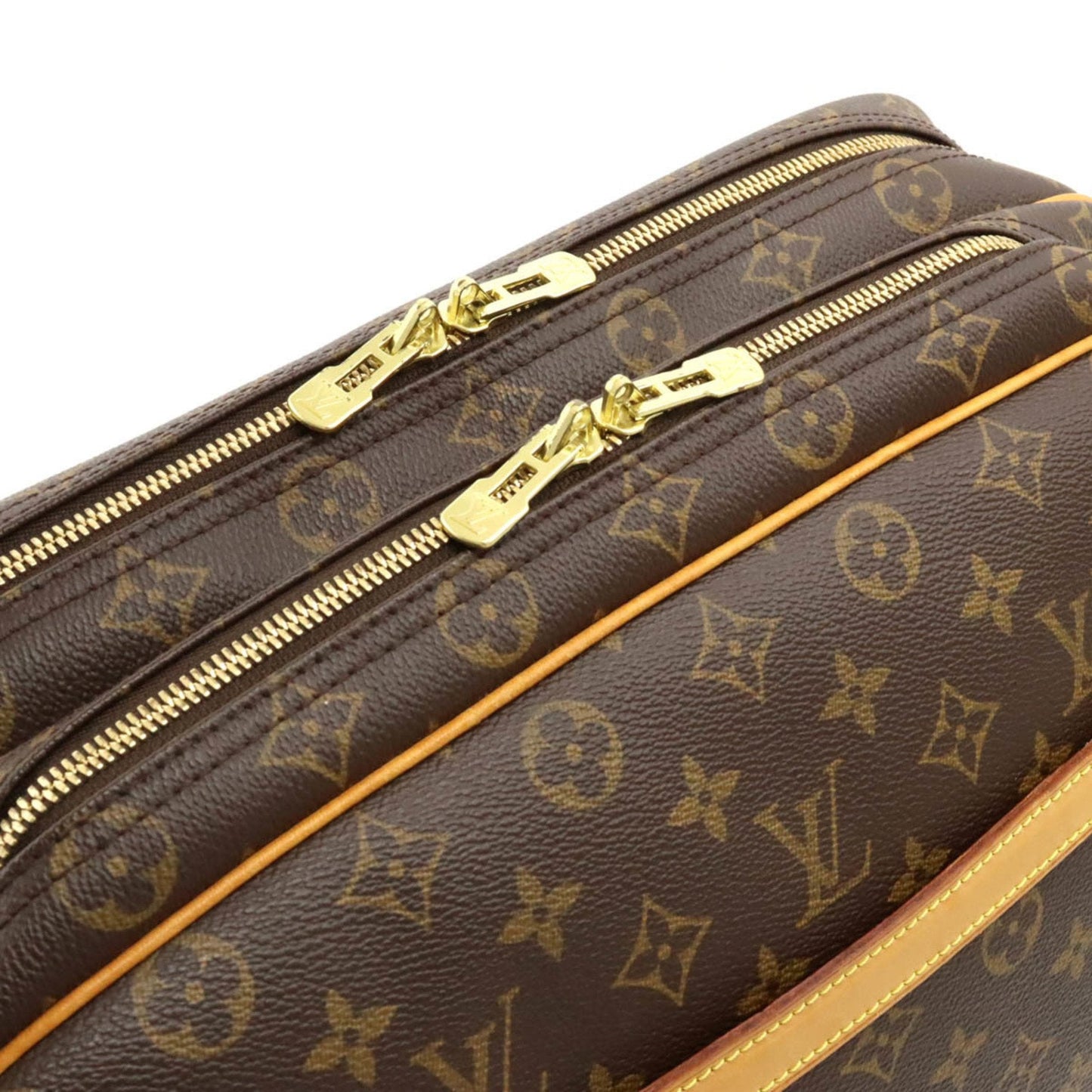 Louis Vuitton Reporter Canvas Shoulder Bag ()