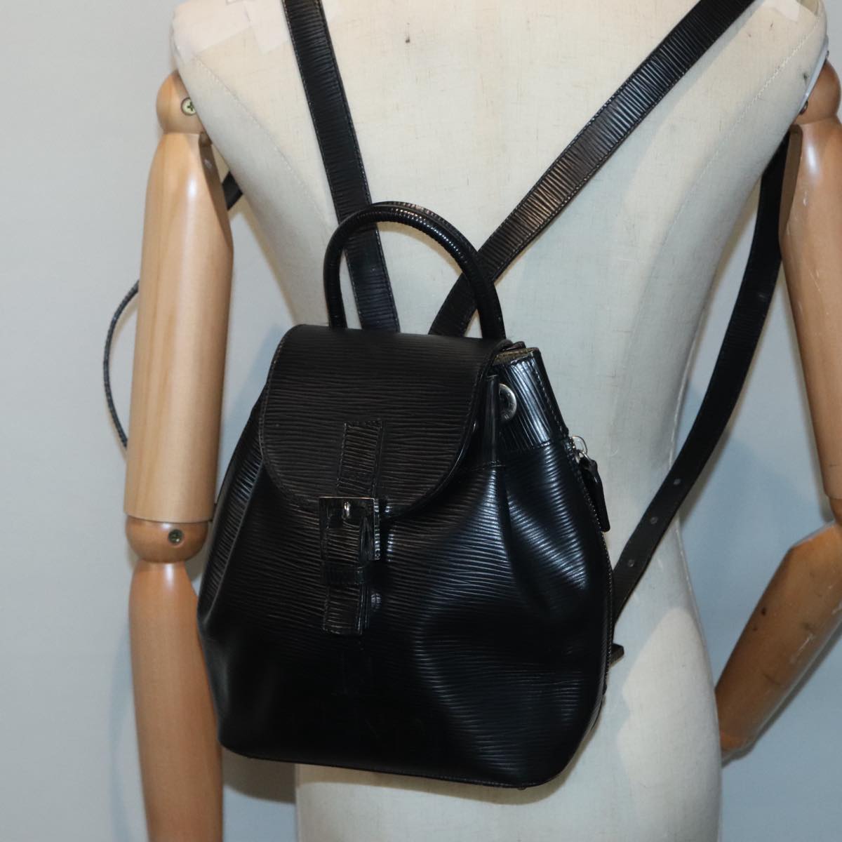 FENDI Backpack Leather Black 90504