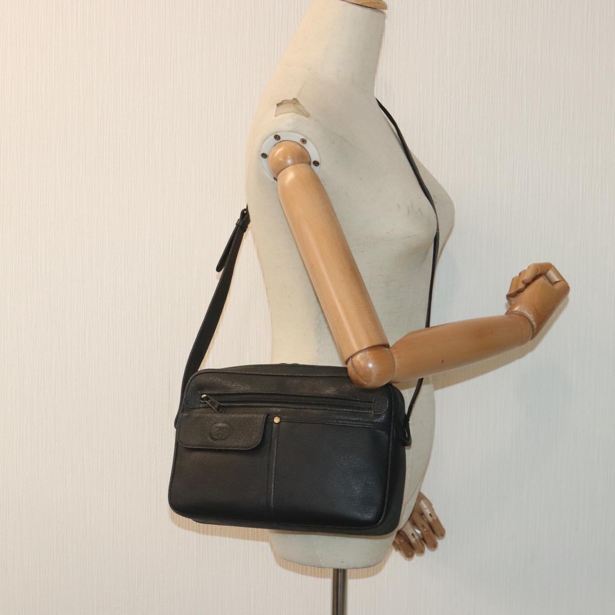 GUCCI Shoulder Bag Leather Black 90731