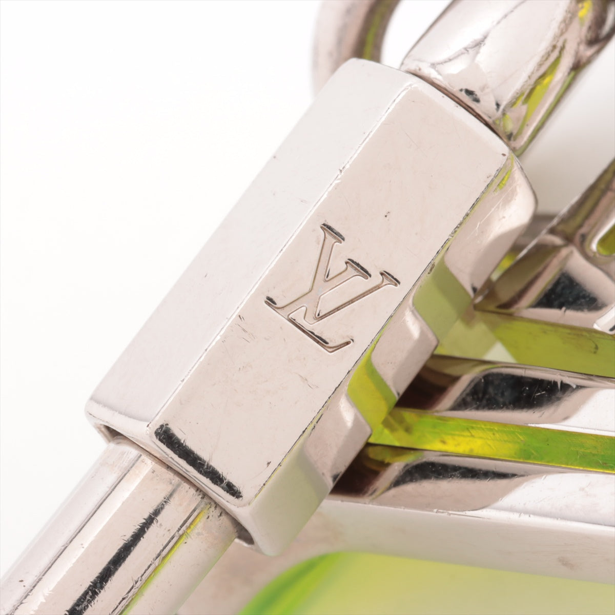 Louis Vuitton M68678 Visus Sac LV Prism LE0169 Charm Metal Regin Light Green