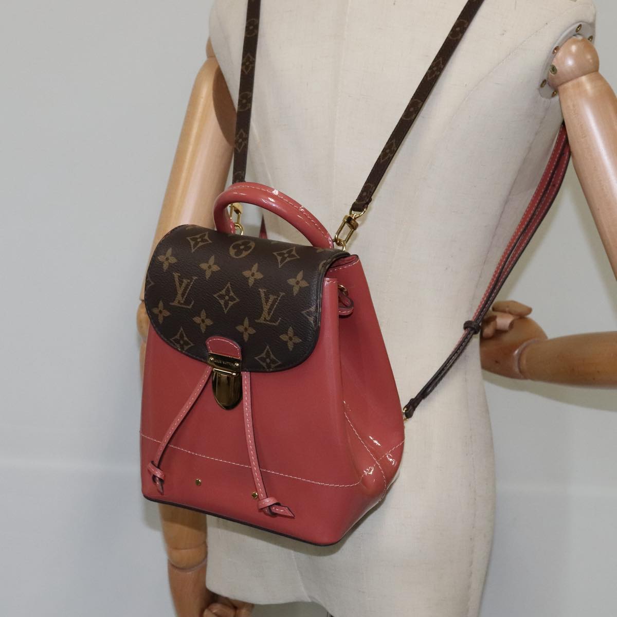 LOUIS VUITTON Monogram Vernis Hot Springs Backpack Pink M53545 LV 91559A