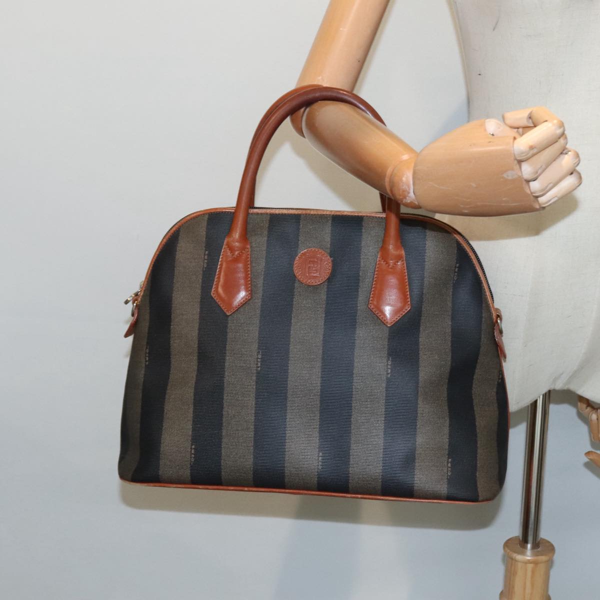 FENDI Pecan Canvas Hand Bag Brown Black gold 92679