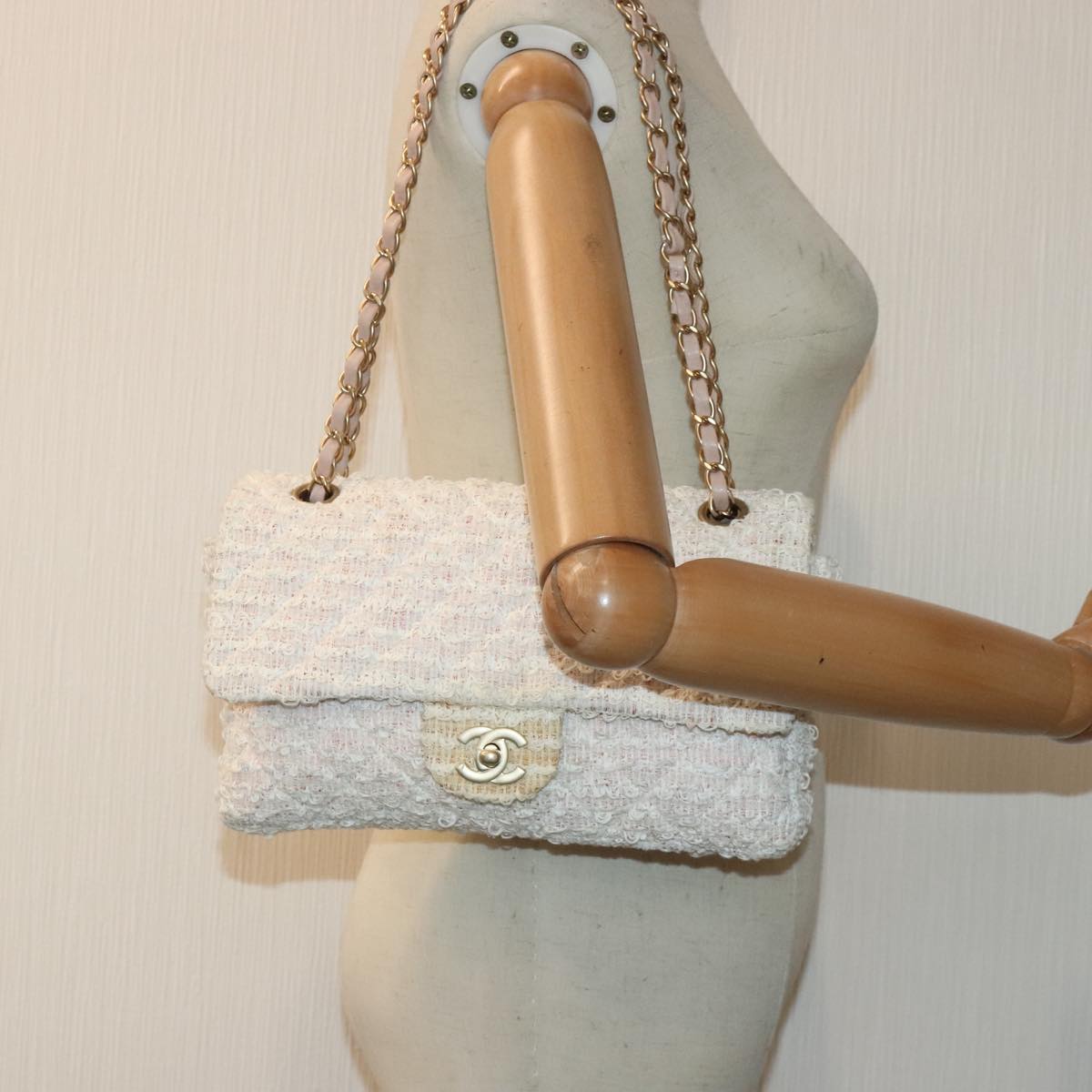 CHANEL Matelasse Chain Shoulder Bag tweed White Pink CC 93801A