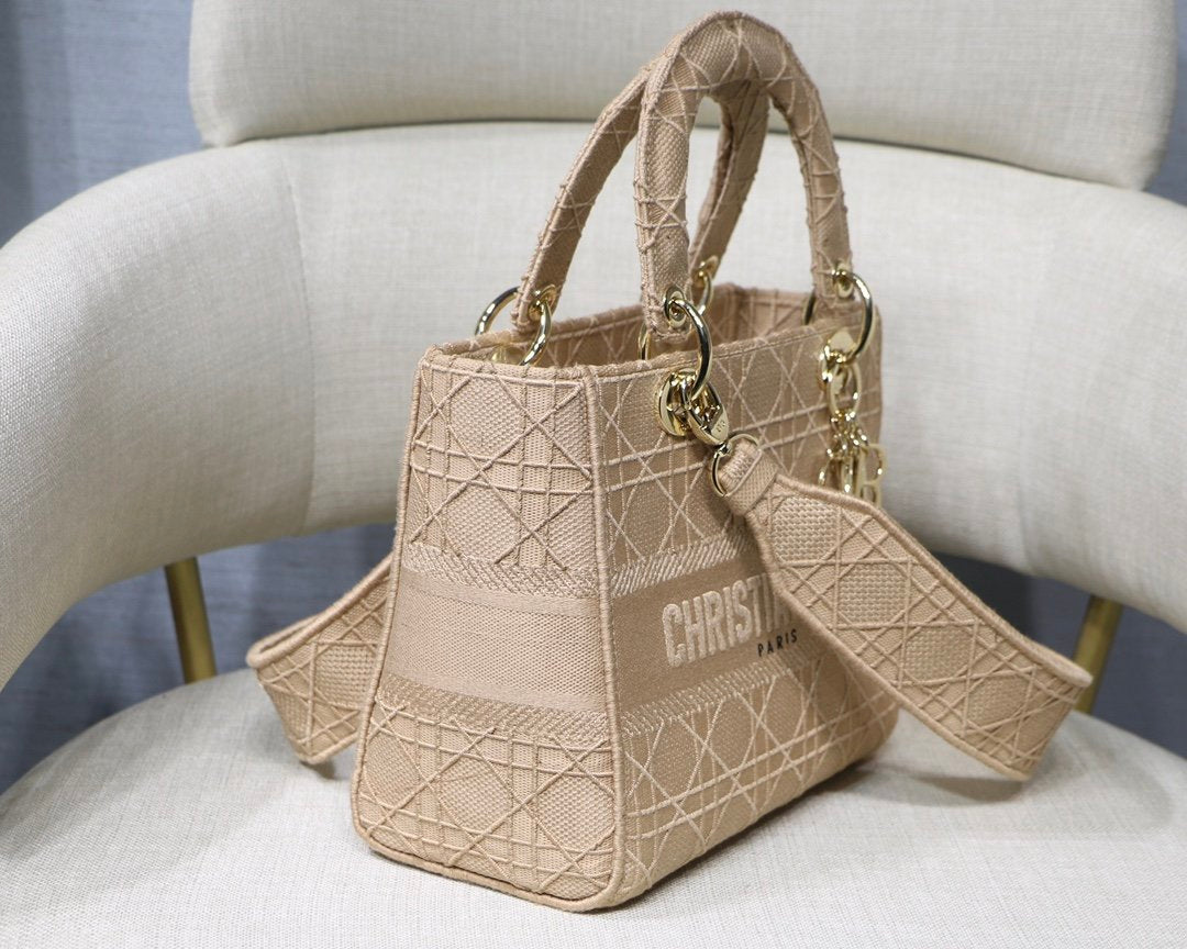 GLAMI MeGLAMIum Lady Bag Gold Toned Hardware Beige For Women 9.5in/24cm CD