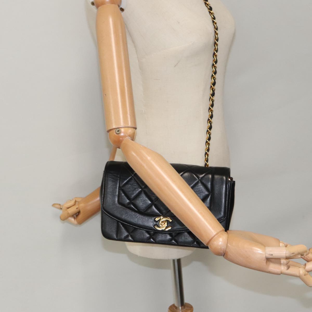 CHANEL Diana Matelasse Chain Shoulder Bag Lamb Skin Black Gold CC 94641S