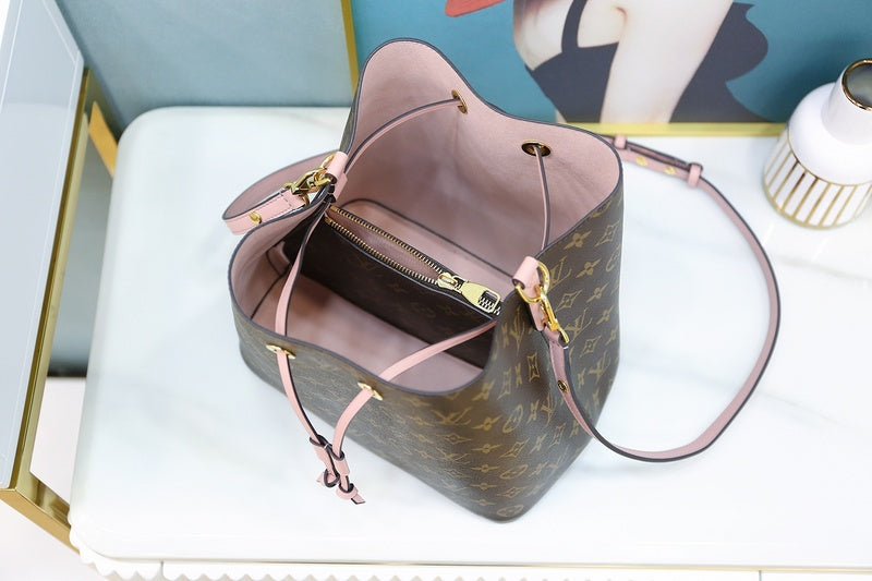 LOV2 Bags - Luxurious Bags 2687