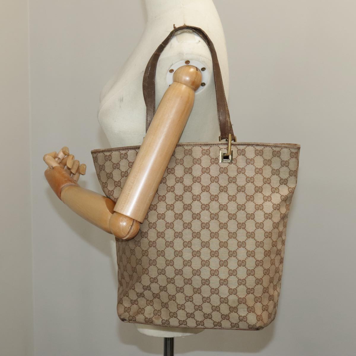 GUCCI GG Canvas Tote Bag Beige Gold 002 1098 3444 97723