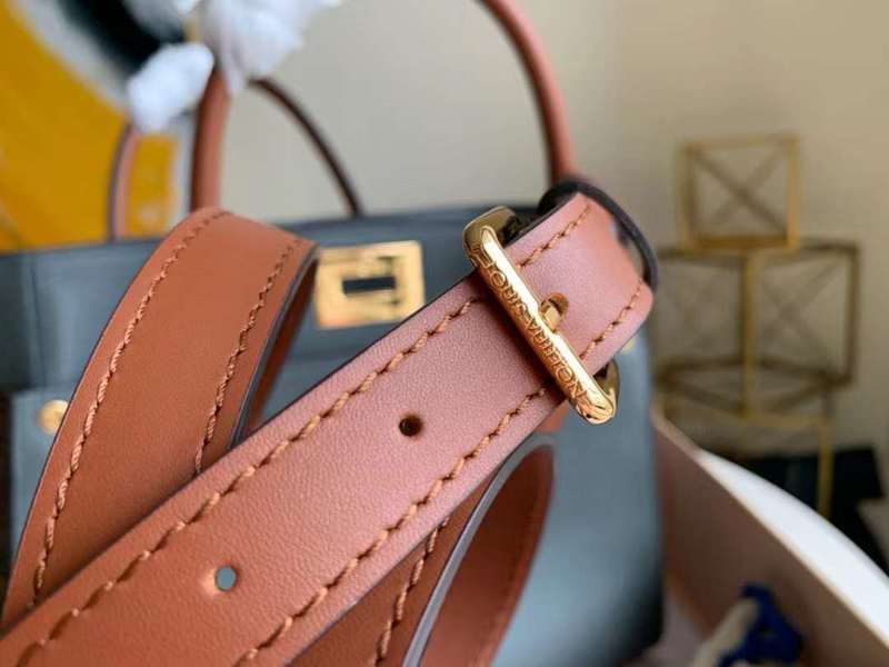 LOV2 Bags - Luxurious Bags 1039