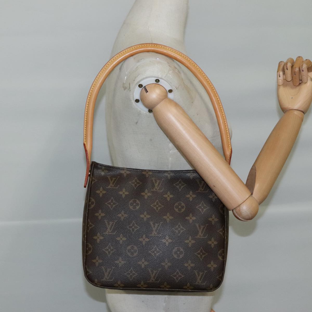 LOUIS VUITTON Monogram Looping MM Shoulder Bag M51146 LV 98178A