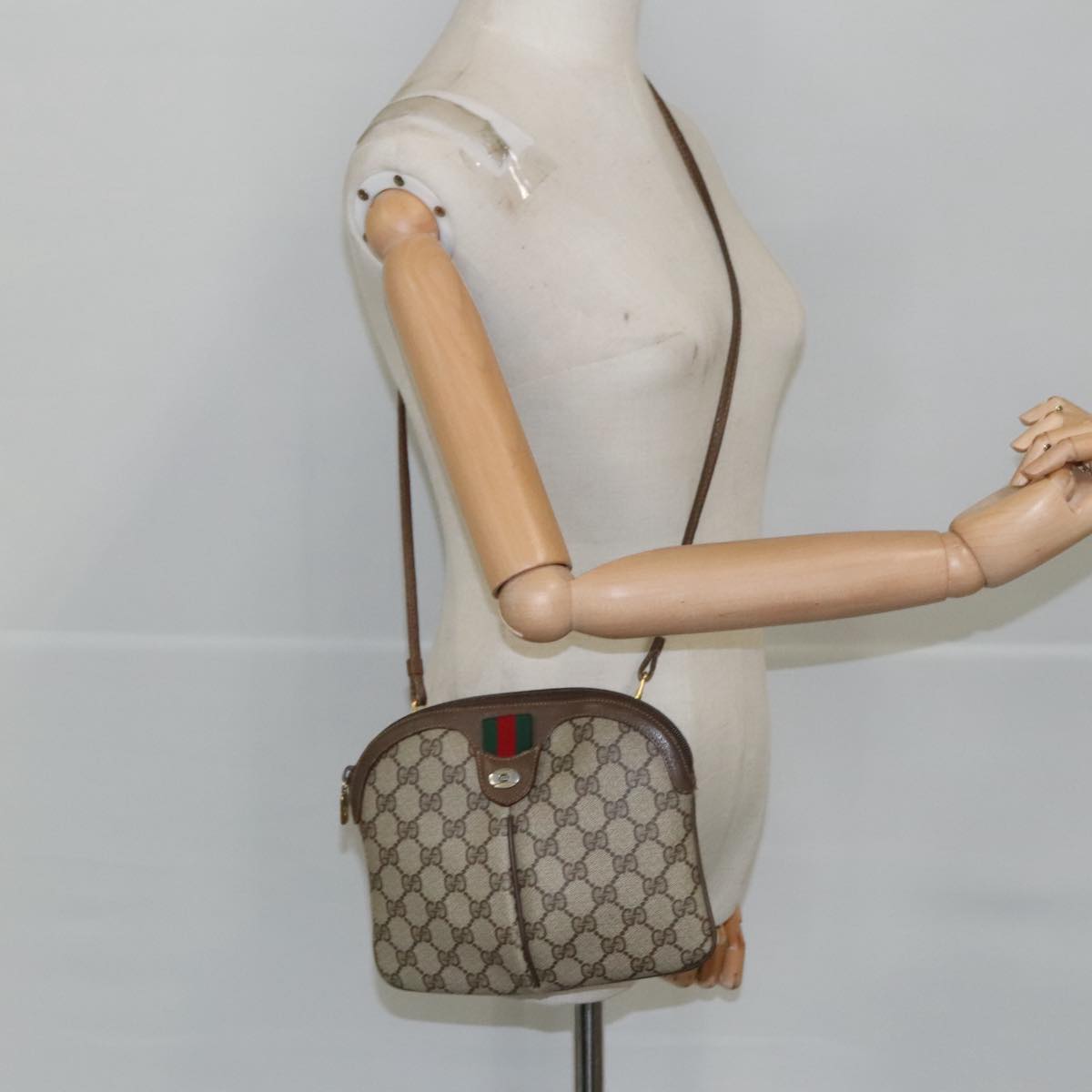 GUCCI GG Supreme Web Sherry Line Shoulder Bag PVC Beige Gold 98279