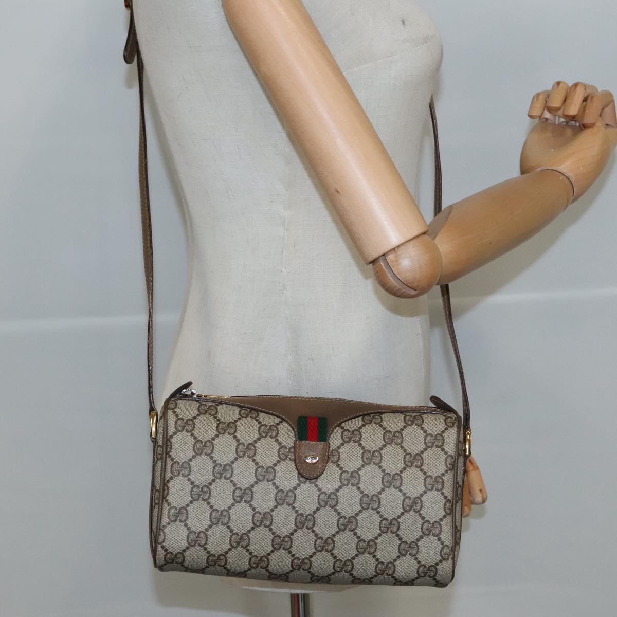 GUCCI GG Supreme Web Sherry Line Shoulder Bag PVC Beige 89 02 018 98792