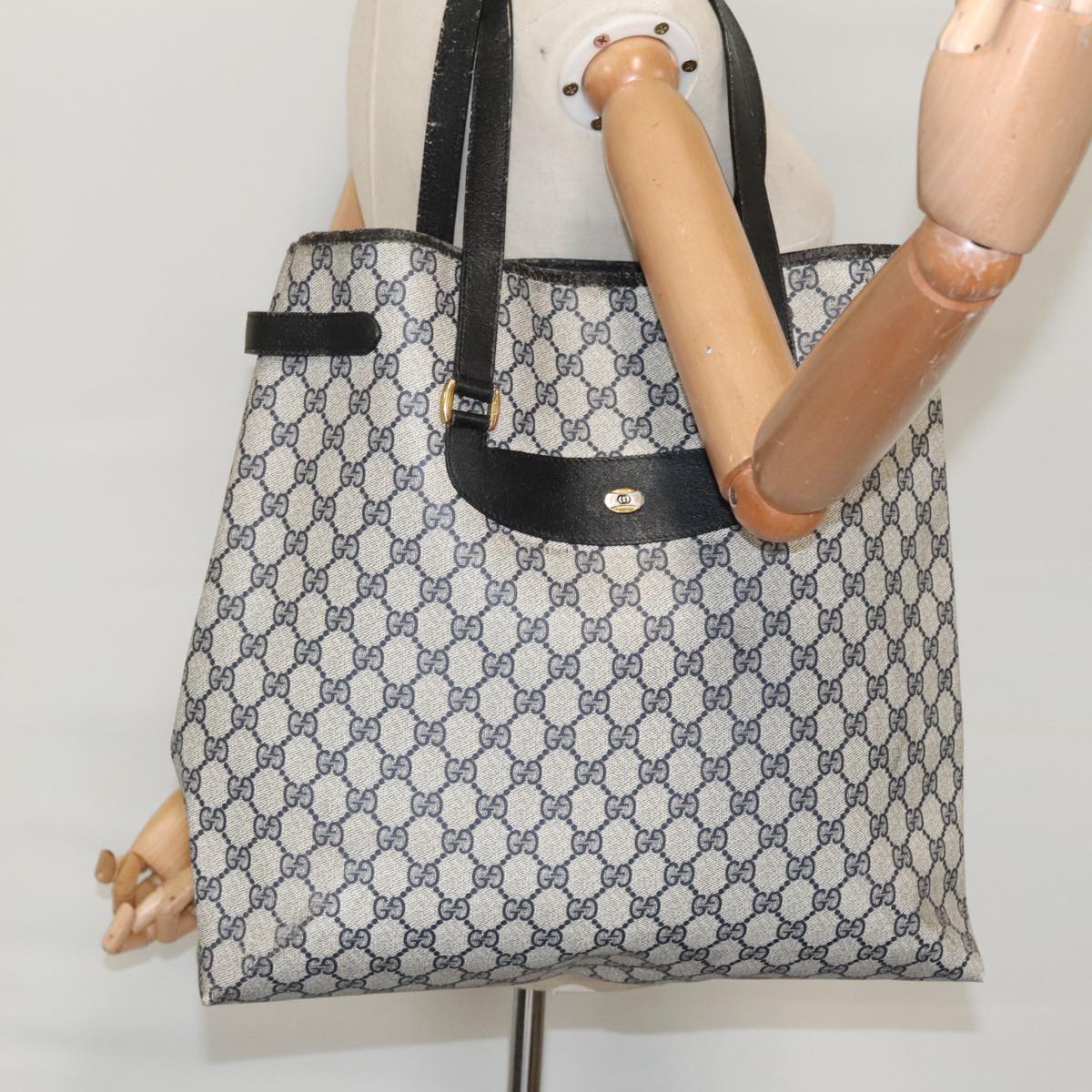 GUCCI GG Supreme Tote Bag PVC Navy Gold 39 02 061 99319