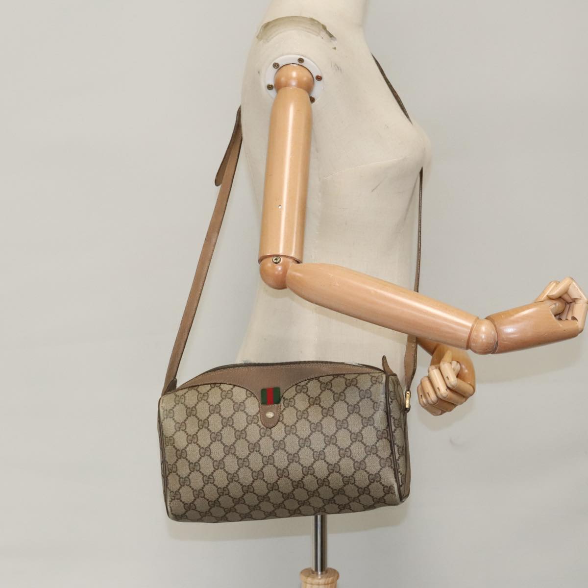 GUCCI GG Supreme Web Sherry Line Shoulder Bag PVC Beige 89 02 017 99353