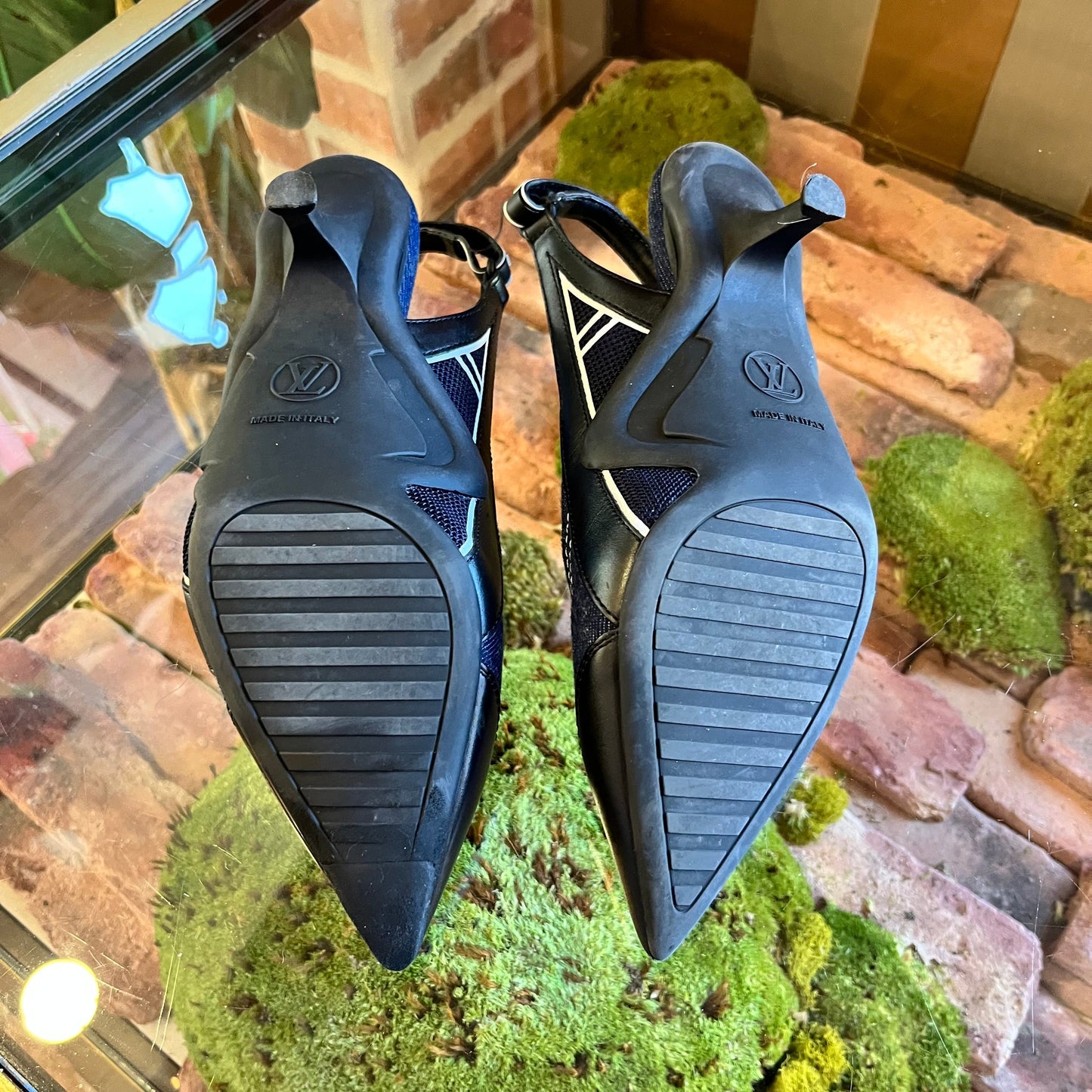 LOUIS VUITTON Archlight Denim Slingback Pump Sz 38