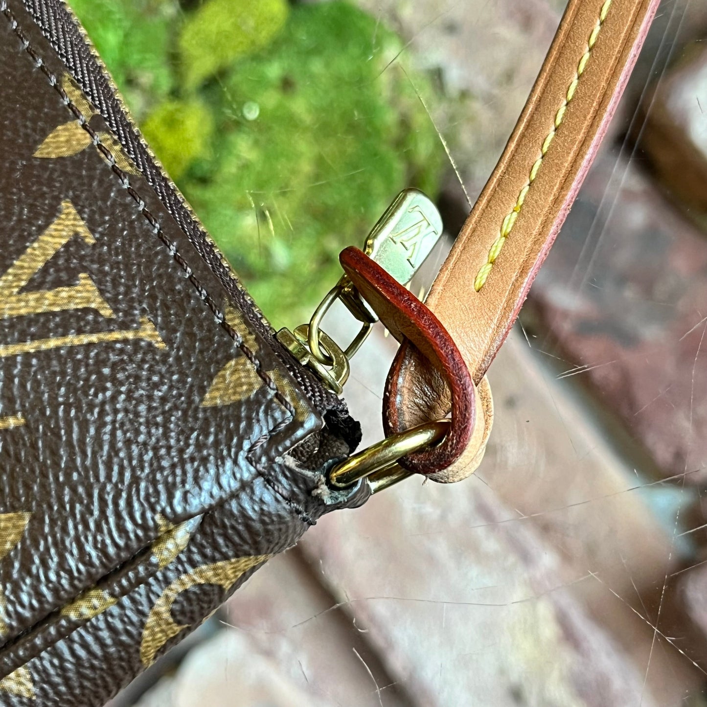 LOUIS VUITTON Pochette Accessories Monogram Canvas Shoulder Bag