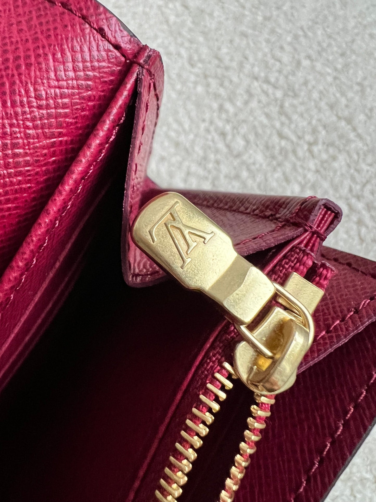 Louis Vuitton Sarah Wallet in Monogram and Fuchsia (RRP £490)