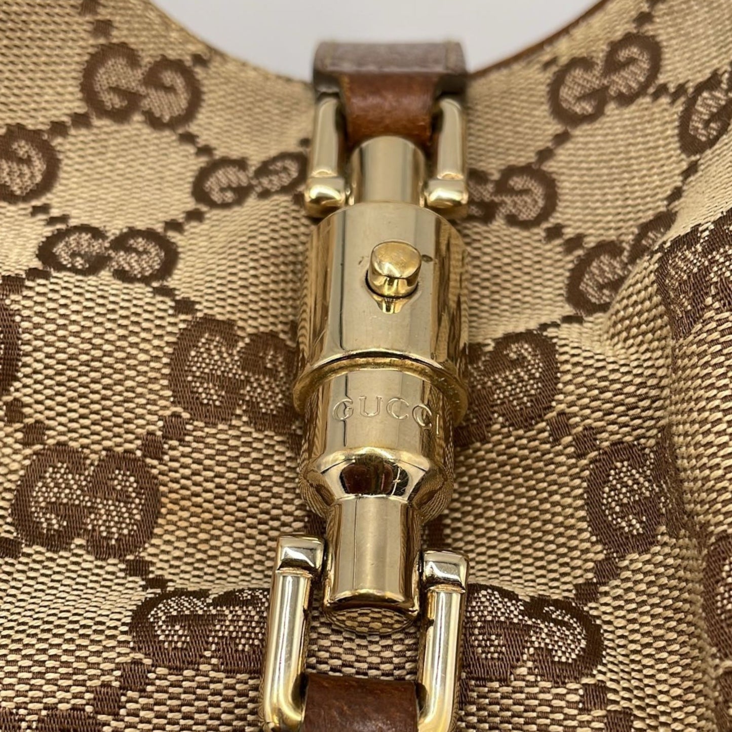 GLM-- Jackie Hobo Piston Lock Brown Medium Brown GG Canvas