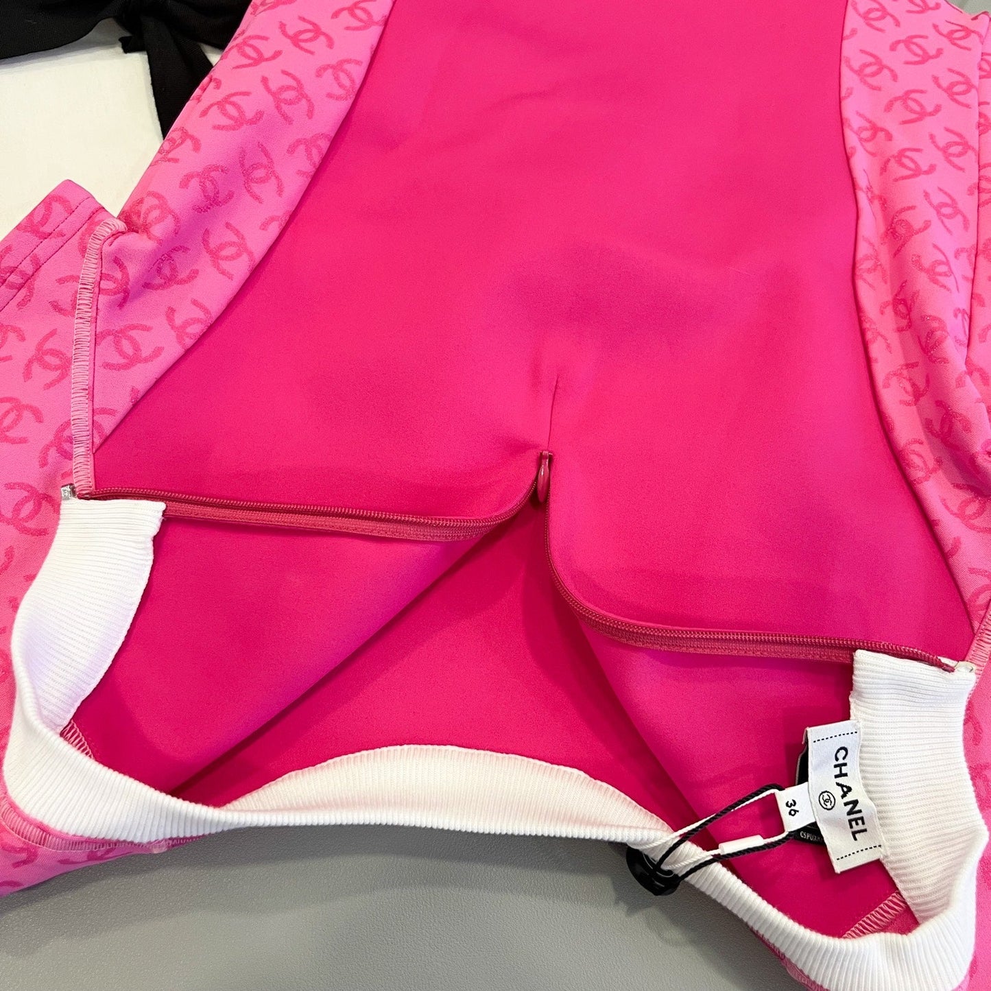 GLM-24P T-shirt Top in Hot Pink Polyamide / Elastane Sz 36