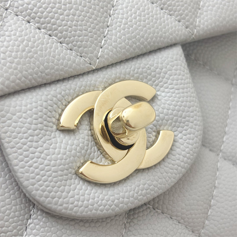 GLM-Small Classic Flap CF in 21A Dove Grey Caviar and LGHW