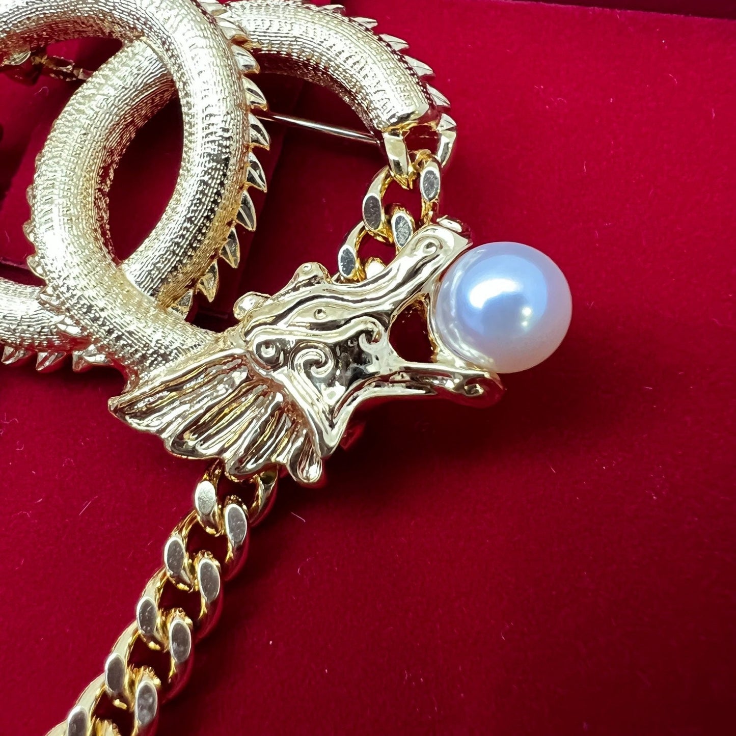 GLM-Chinese New Year CNY 2024 VIP Gift Dragon Brooch with Pearl in GHW