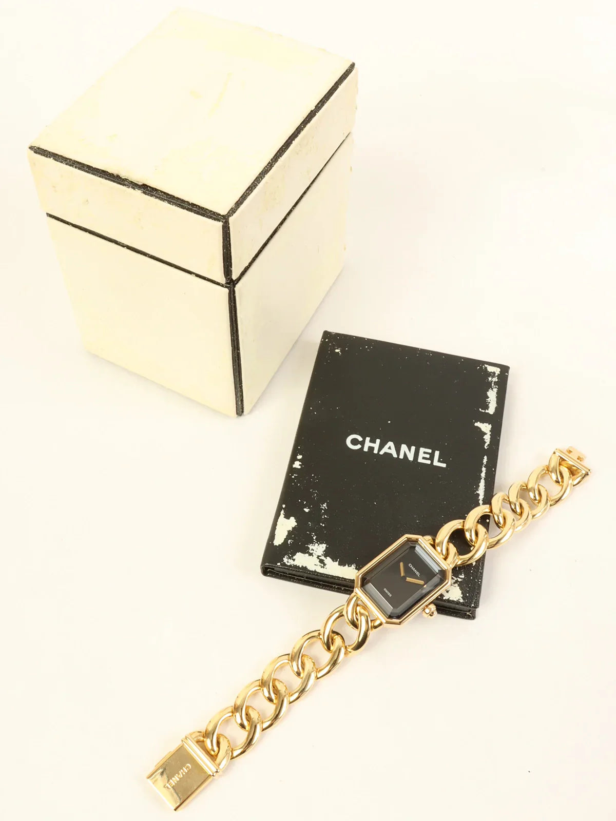 CHANEL 18K Premiere L