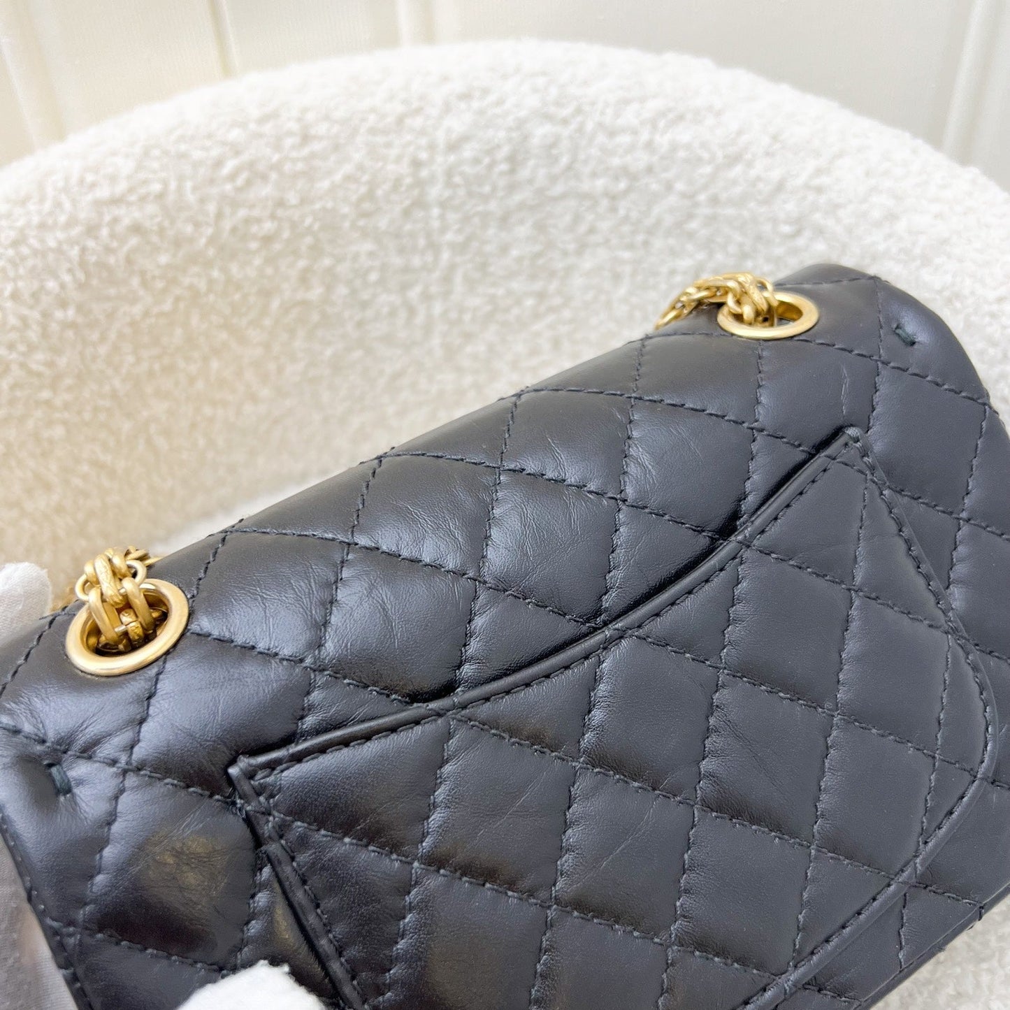GLM-Classic 2.55 Reissue Mini Flap in Black Distressed Calfskin AGHW (Model: AS0874)