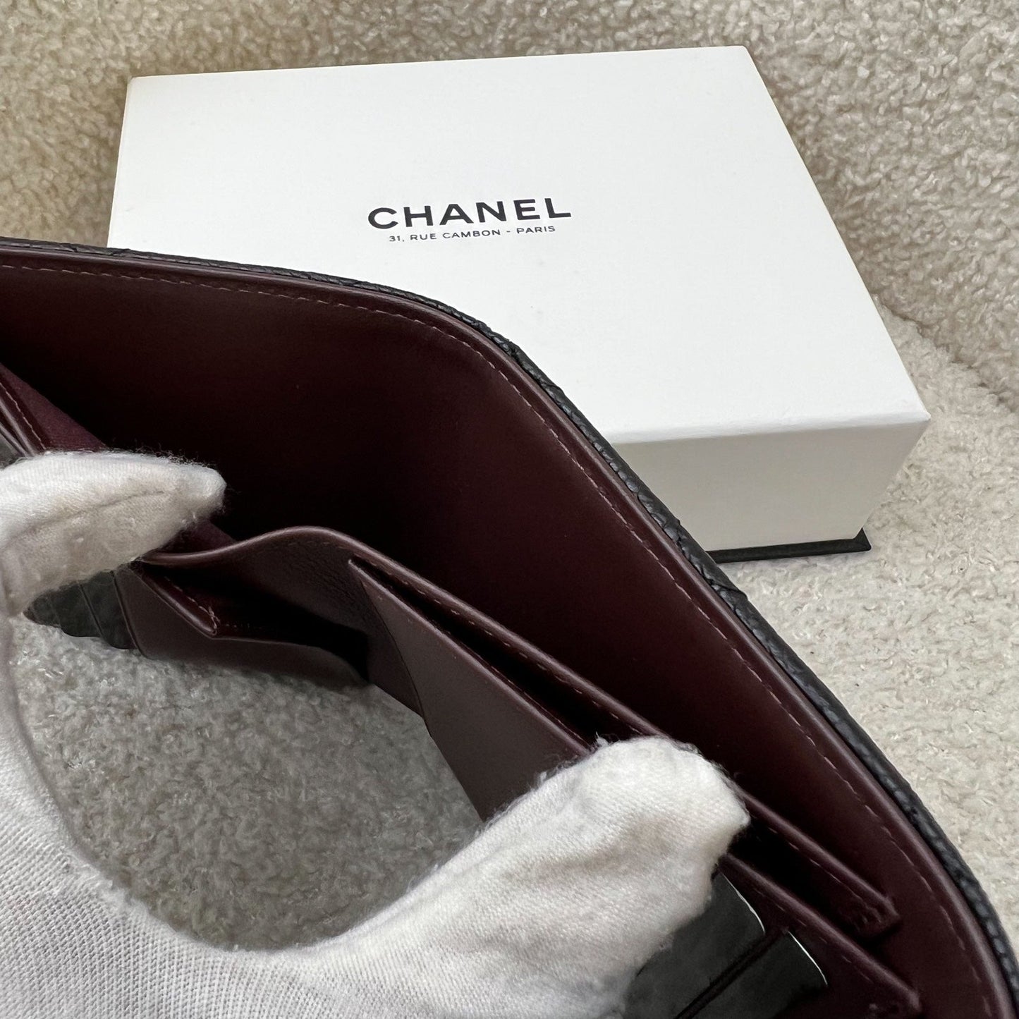 GLM-Classic Trifold Compact Wallet in Black Caviar and LGHW (AP0231)