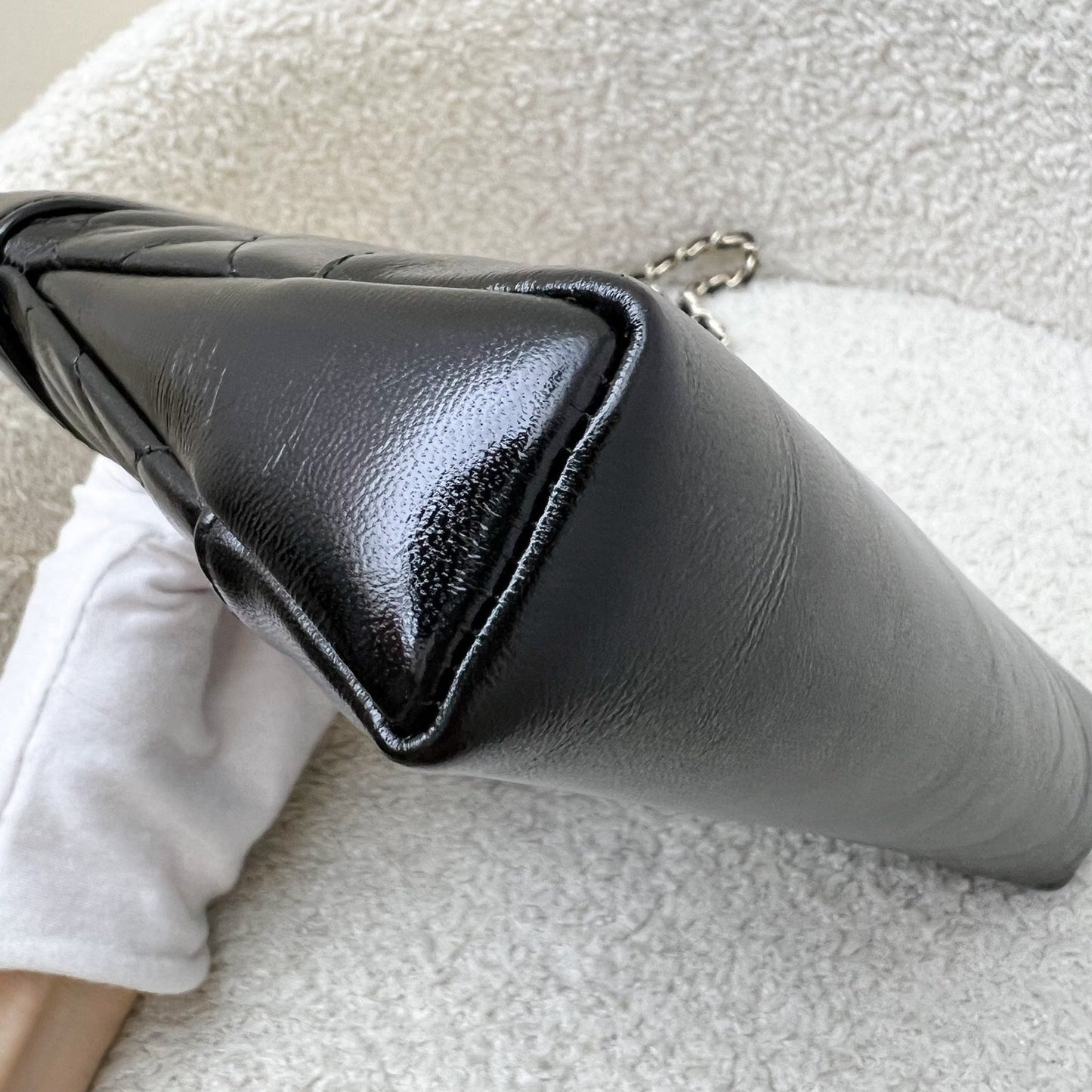 GLM-31 Nano Shopping Bag in 25P Black Shiny Calfskin and LGHW (Model: AP3656)