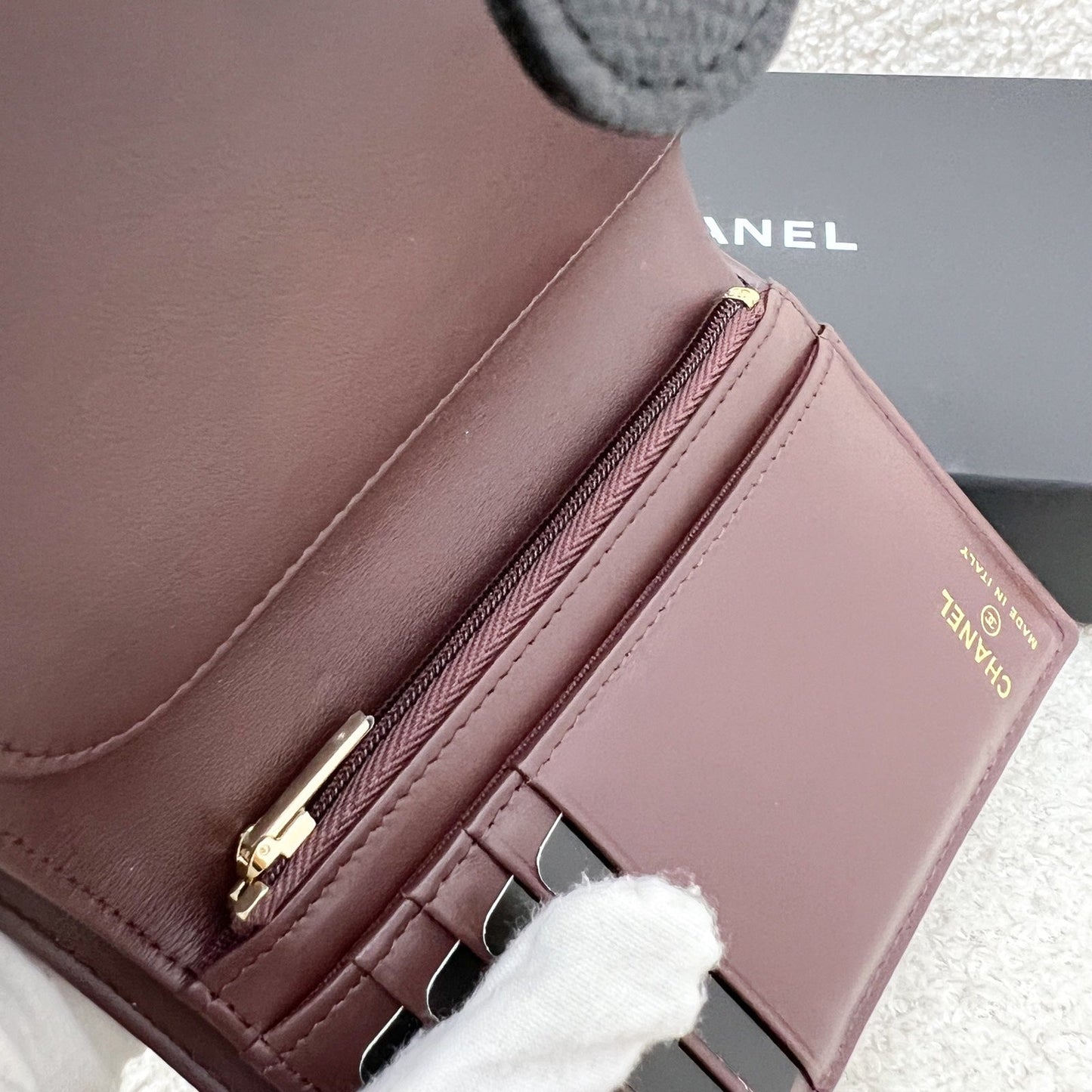 GLM-24K Bifold Wallet in Black Caviar and LGHW