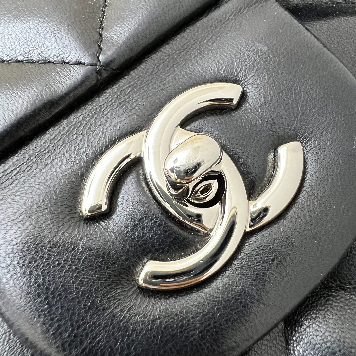 GLM-Jumbo Classic Single Flap SF in Black Lambskin and SHW