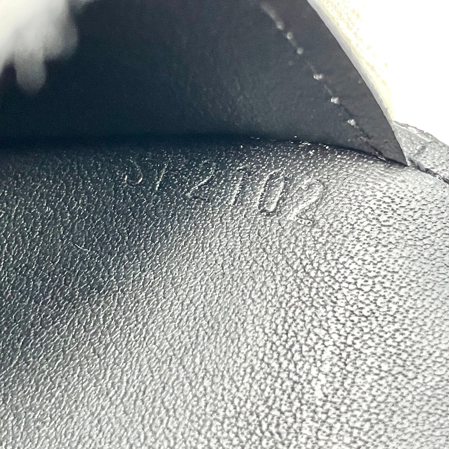 LOUIS VUITTON Anfini Brazza