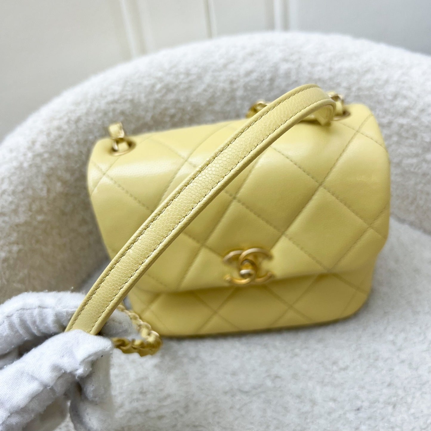 GLM-22P Seasonal Square Mini in Light Yellow Caviar GHW