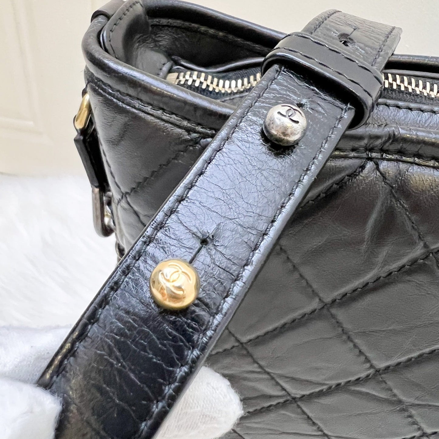 GLM-Medium (New Large) Gabrielle in Black Distressed Calfskin and 3 Tone HW