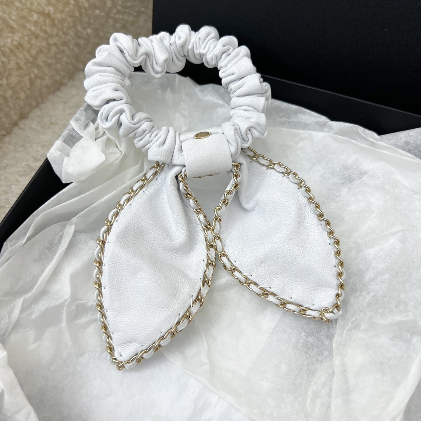 GLM-Hair Scrunchie Tie in White Lambskin and LGHW