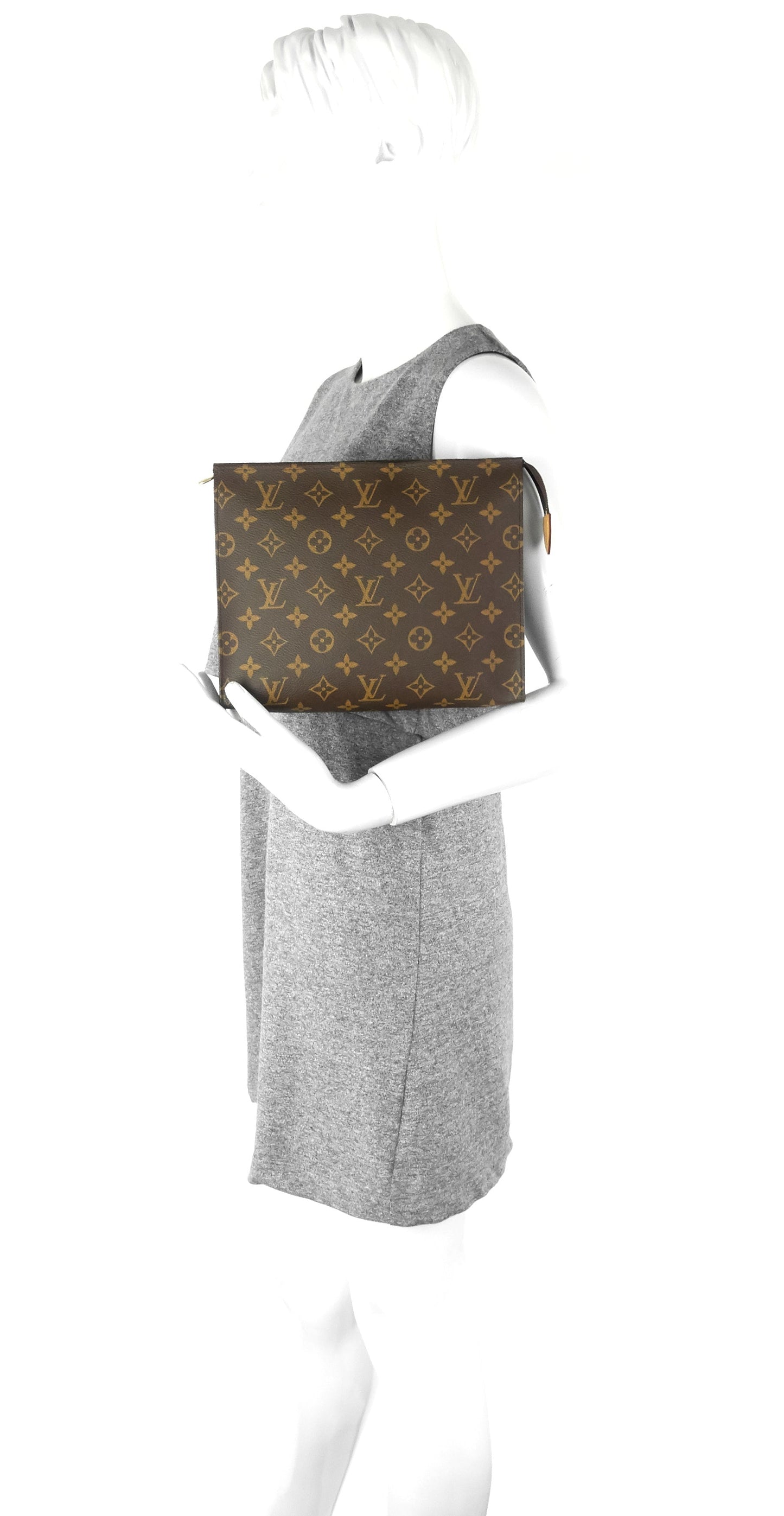 Louis Vuitto Toiletry 26 Monogram Canvas Pouch