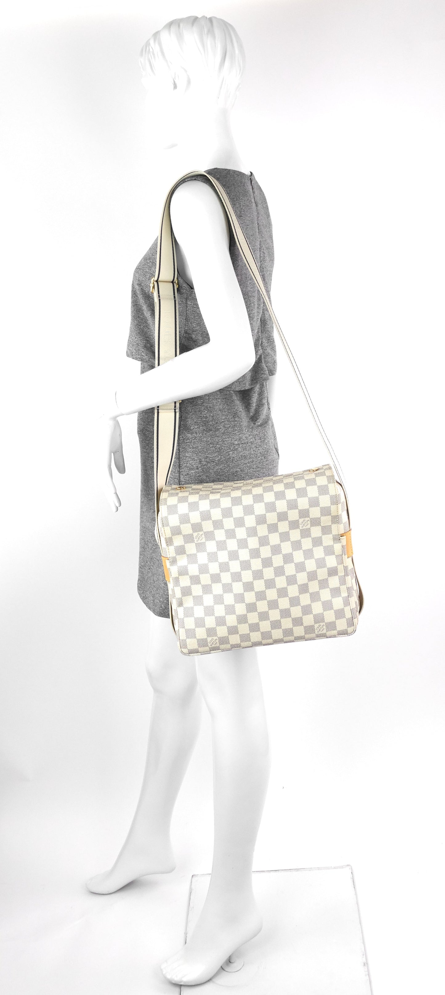 Louis Vuitto Naviglio Damier Azur Canvas Messenger Bag