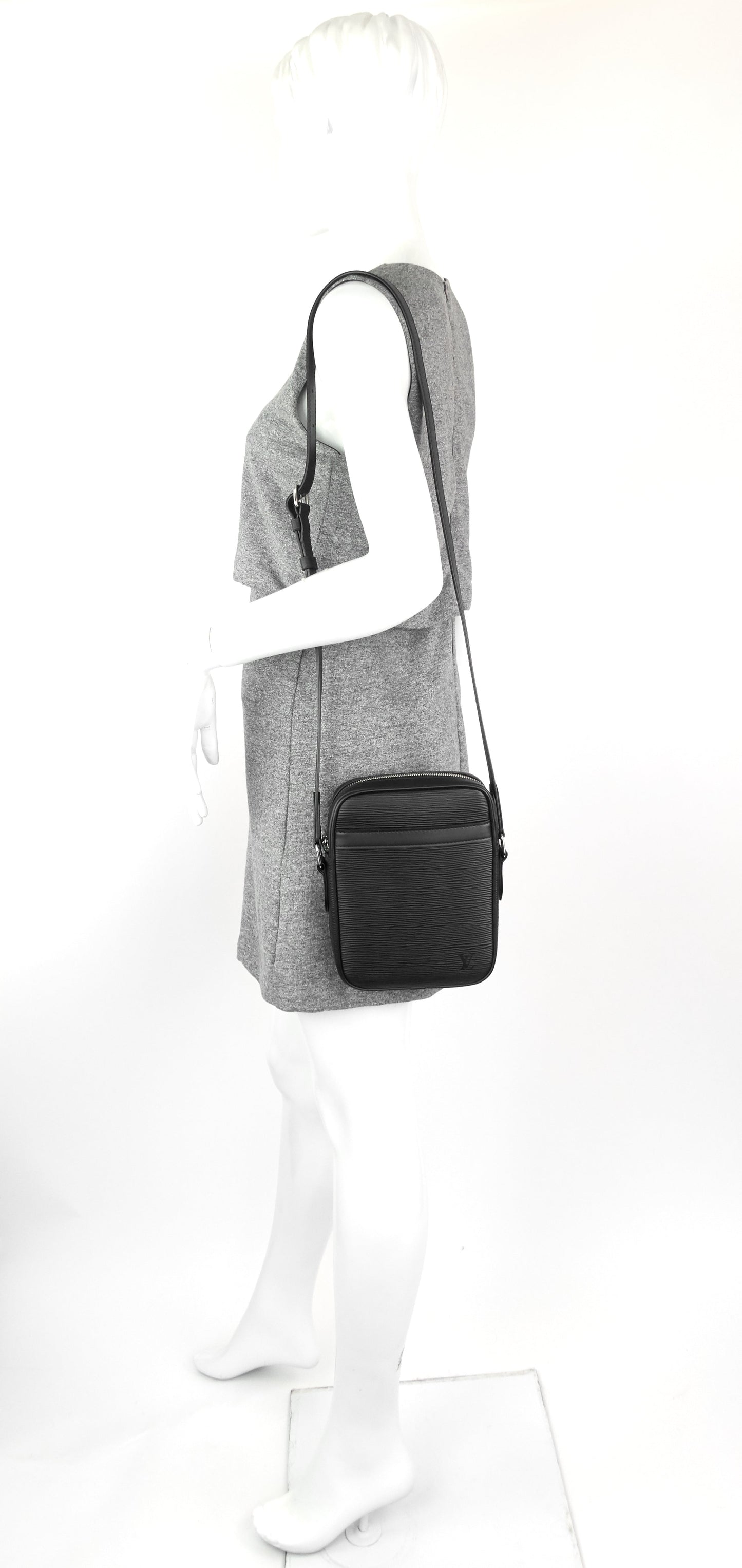 Louis Vuitto Danube Slim Black Epi Leather Bag