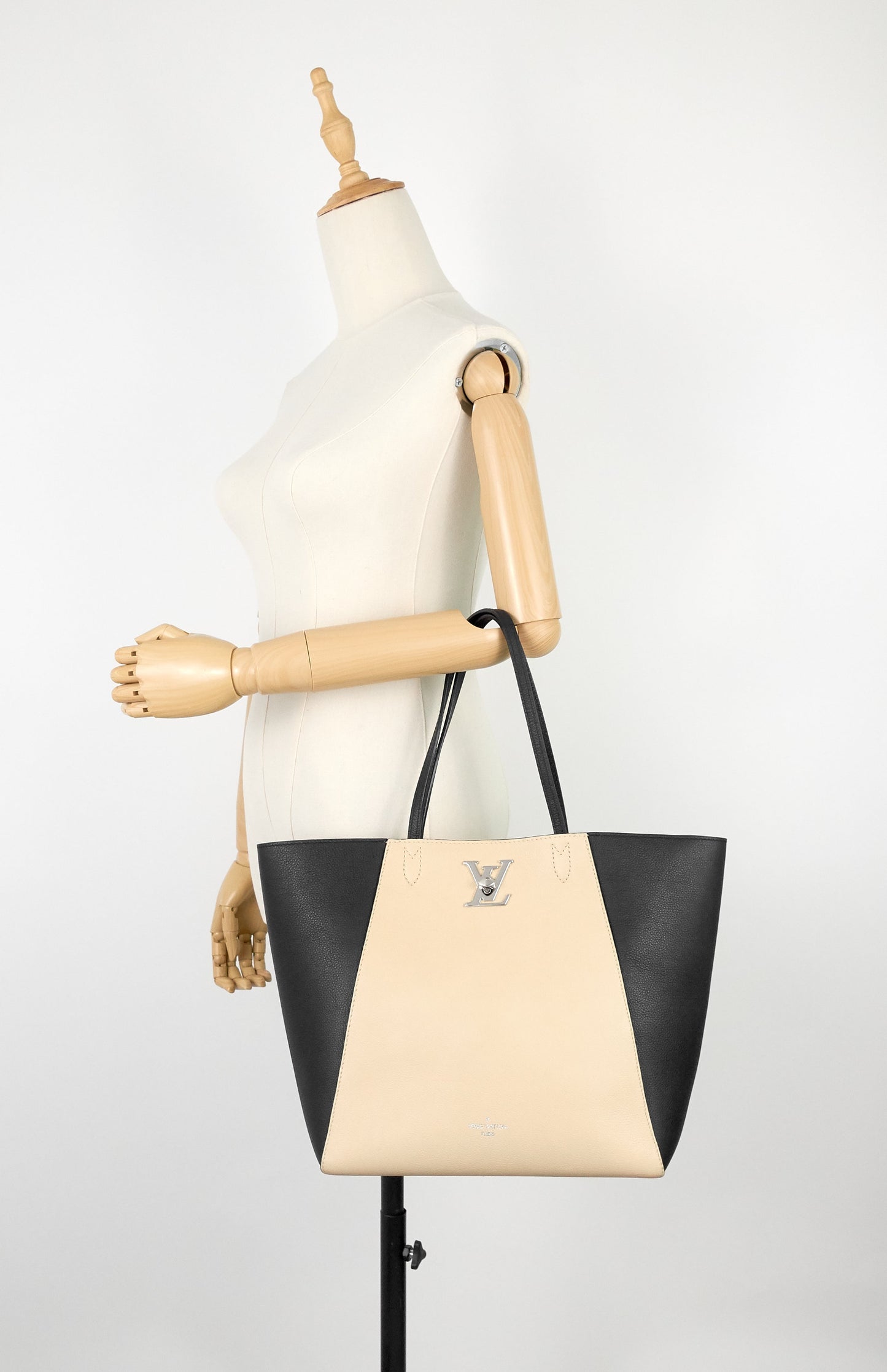 Louis Vuitto LockMe Cabas Calfskin Leather Tote Bag