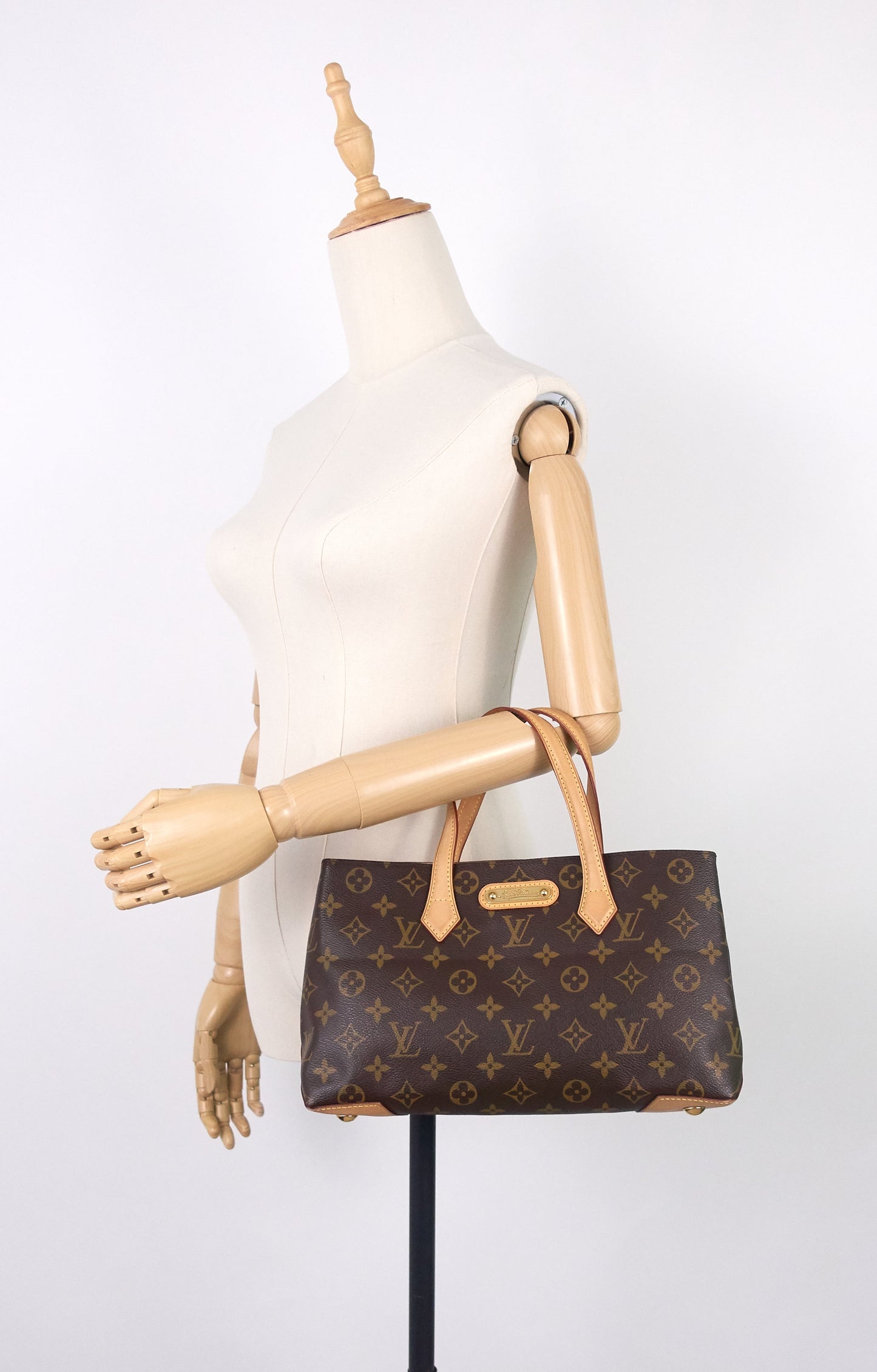 Louis Vuitto Wilshire PM Monogram Canvas Bag