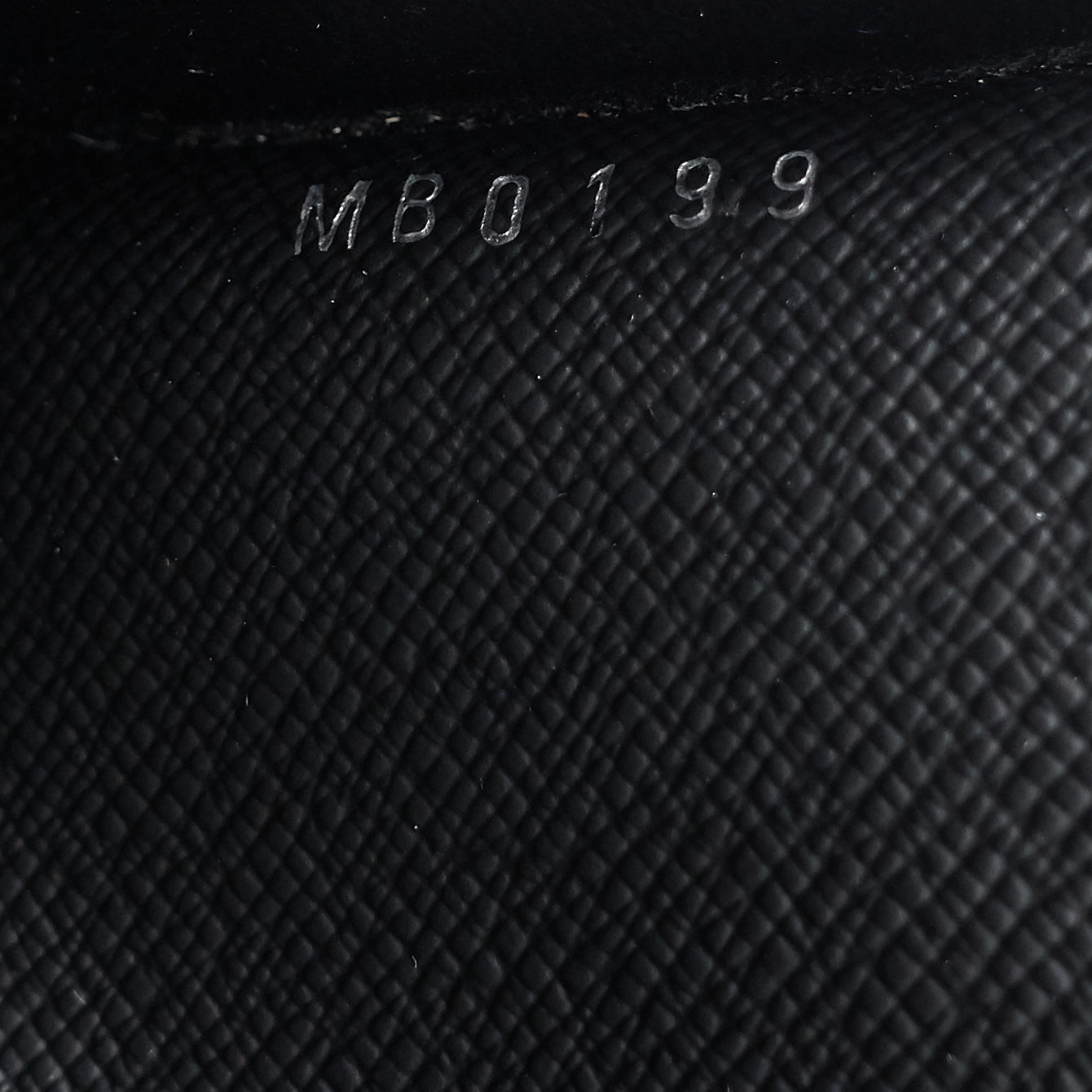 Louis Vuitto Passport Damier Graphite Canvas Cover