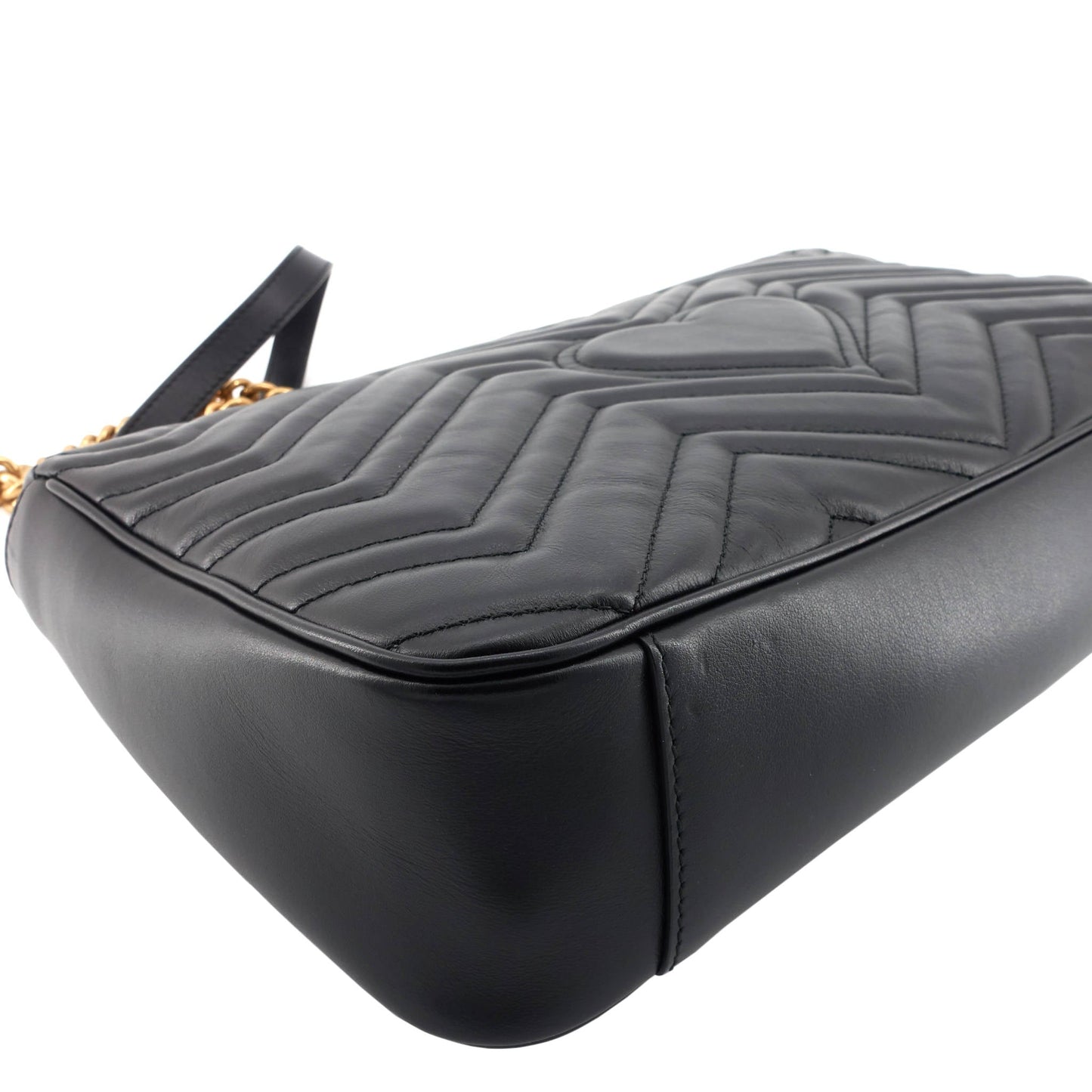 Gucci Marmont Medium Matelassé Leather Shoulder Bag