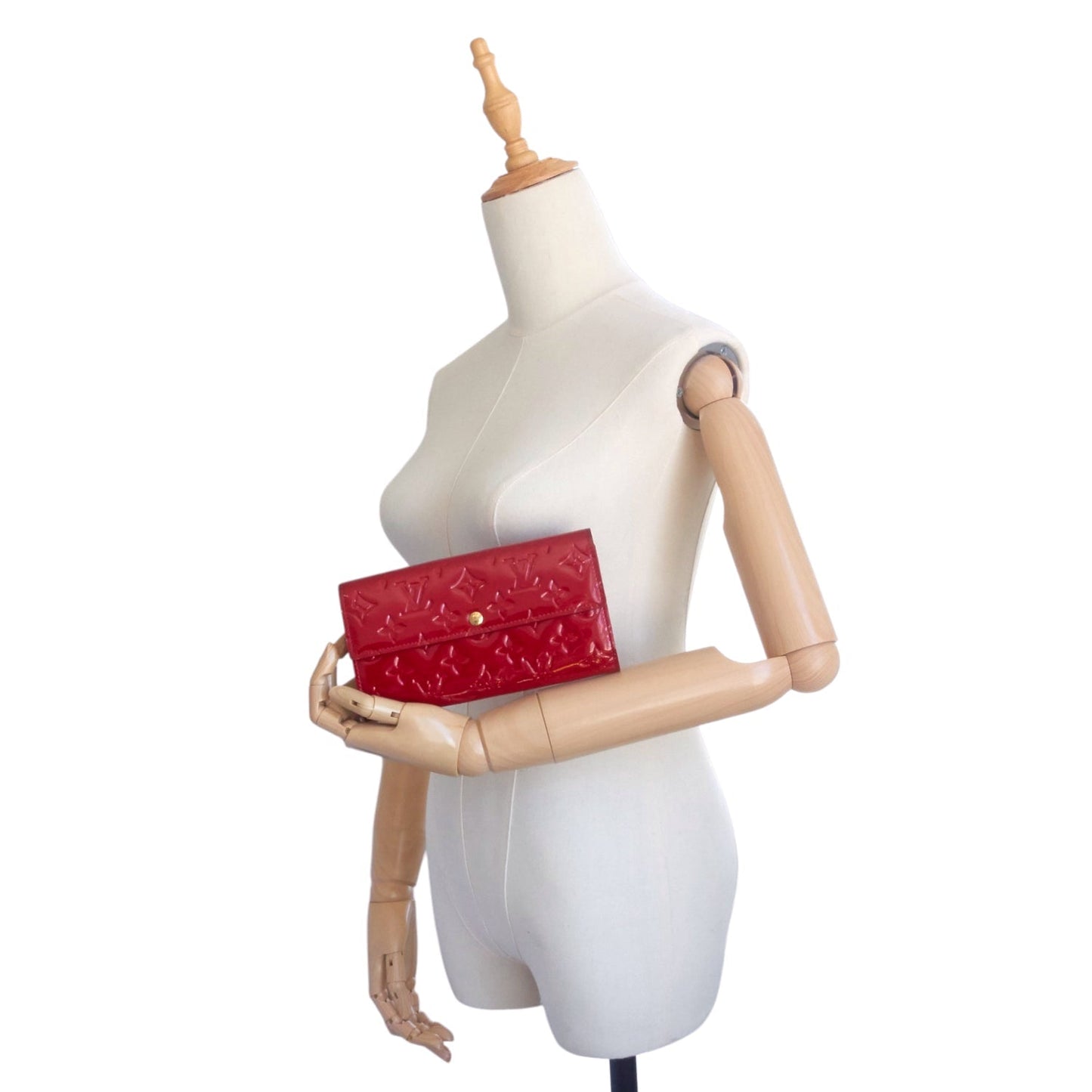 Louis Vuitto Sarah Vernis Leather Wallet
