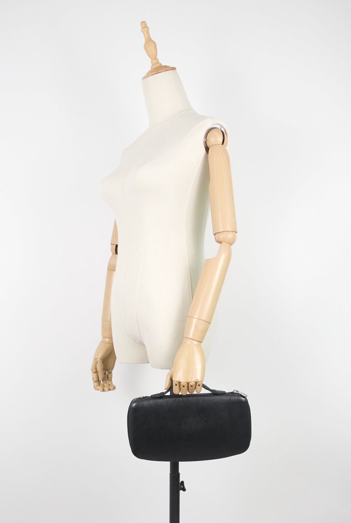 Louis Vuitto Travel Black Epi Leather Organizer