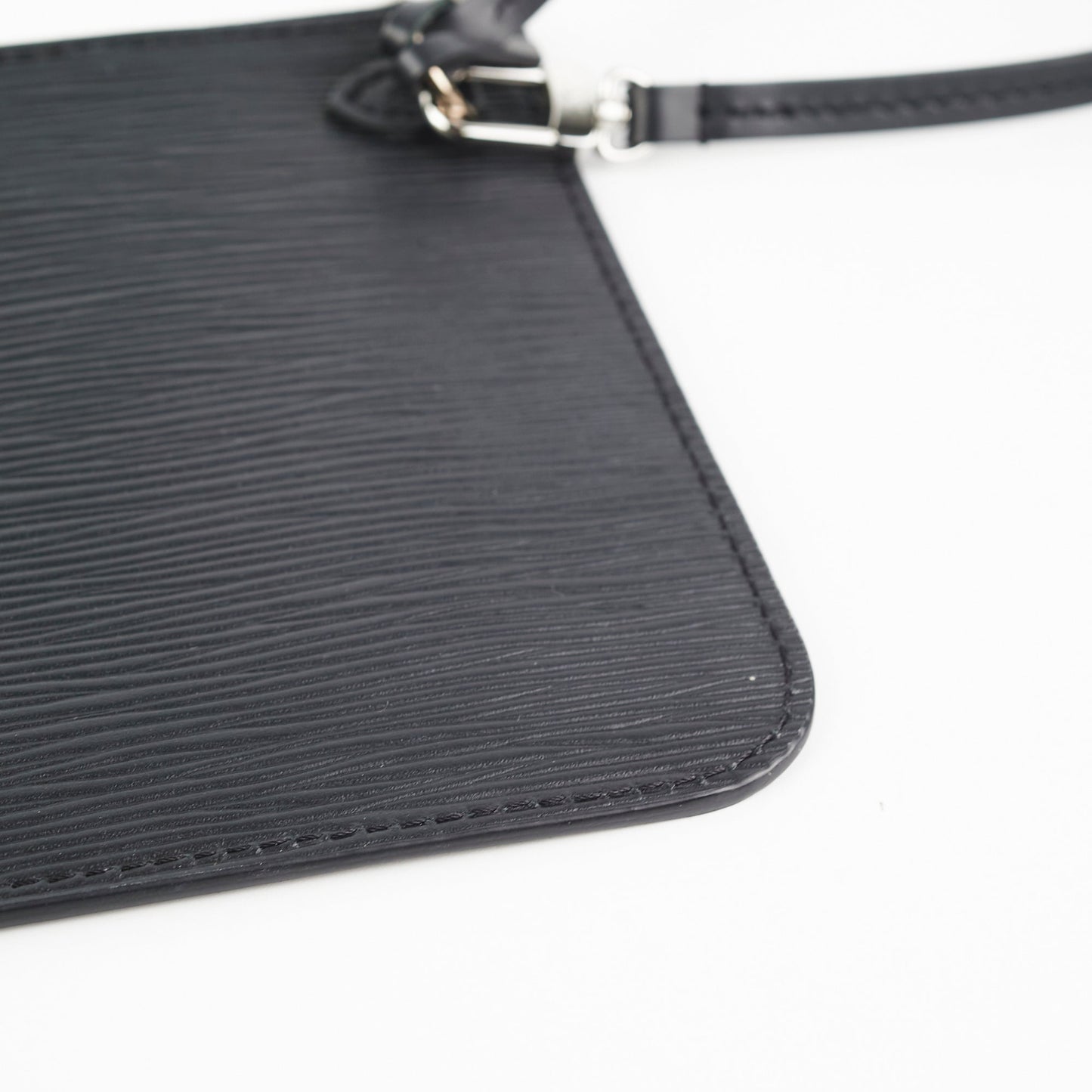 Louis Vuitton Neverfull MM Black Epi Pouch