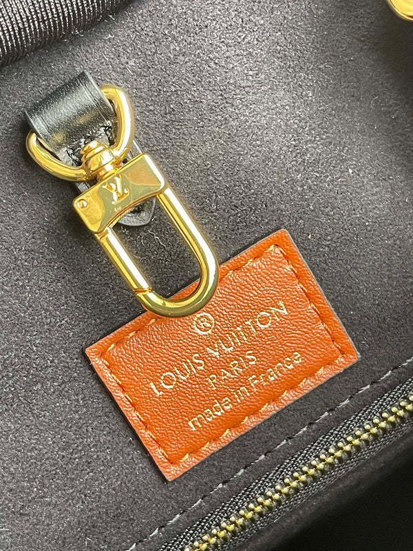 LOV2 Bags - Luxurious Bags 1625