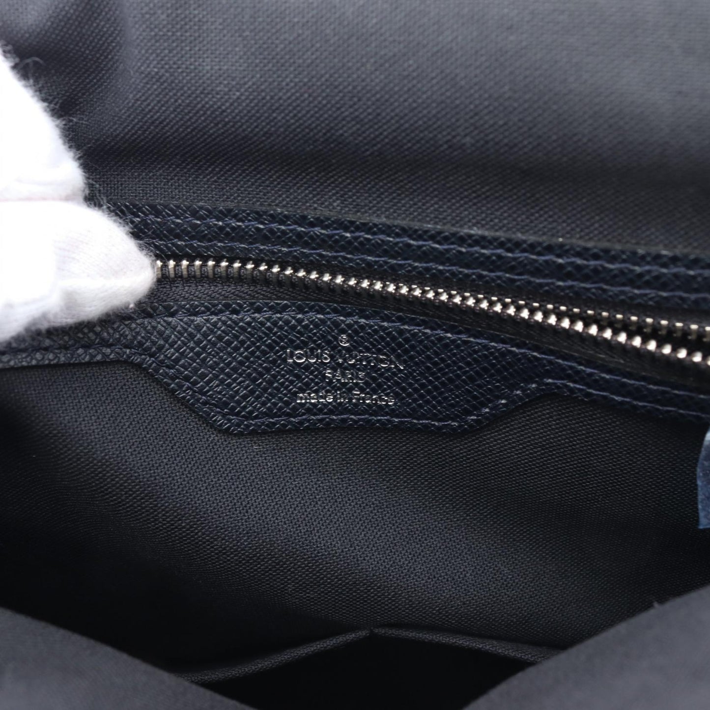 Louis Vuitton Taiga Roman Messenger Bag Leather Shoulder Bag