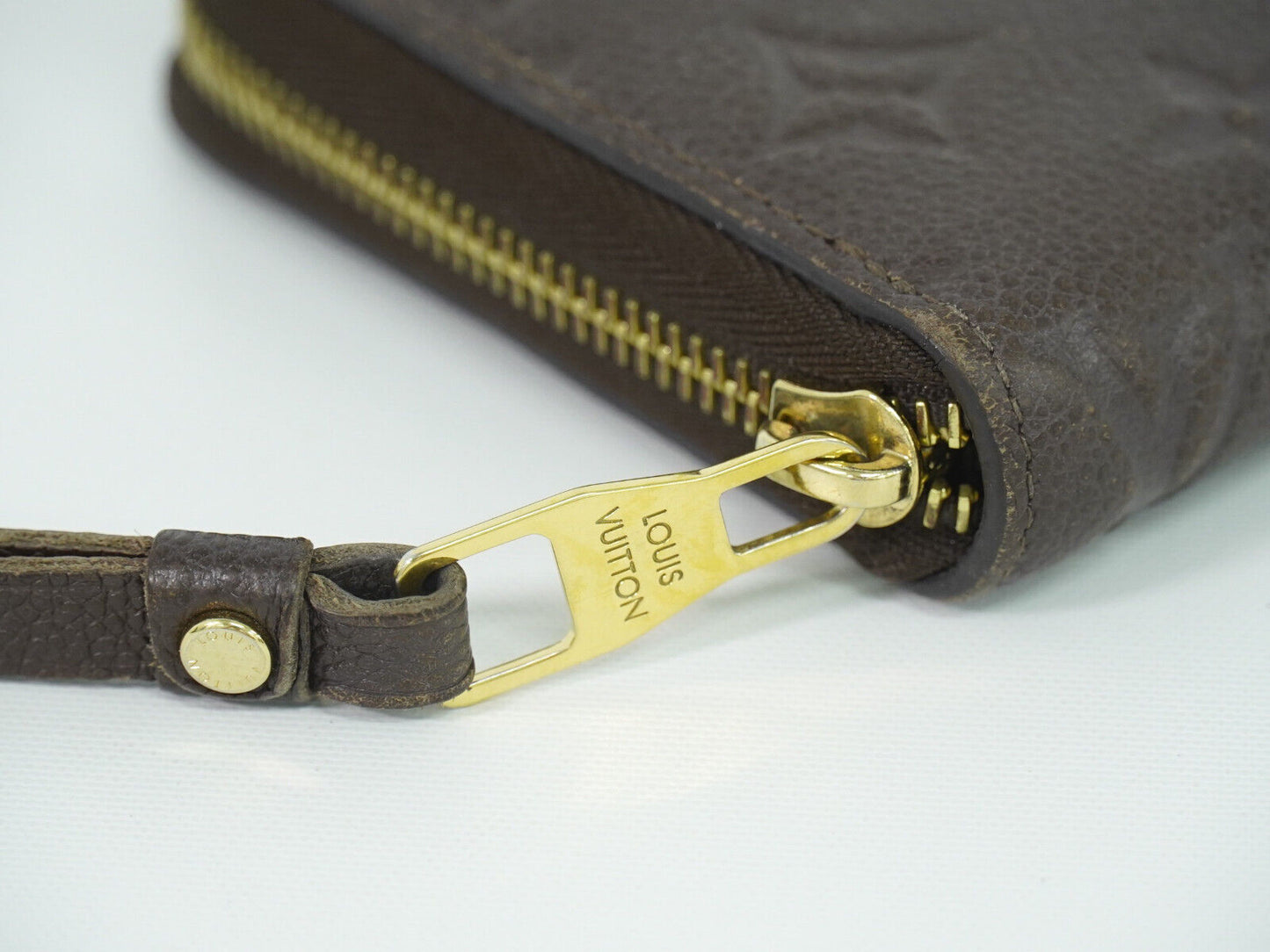 Louis Vuitton Zippy Wallet Leather Wallet