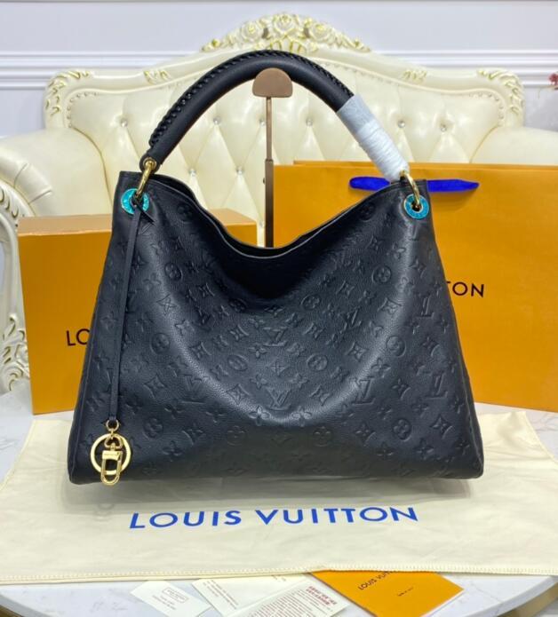 SAMC - LOV Bags - 2466