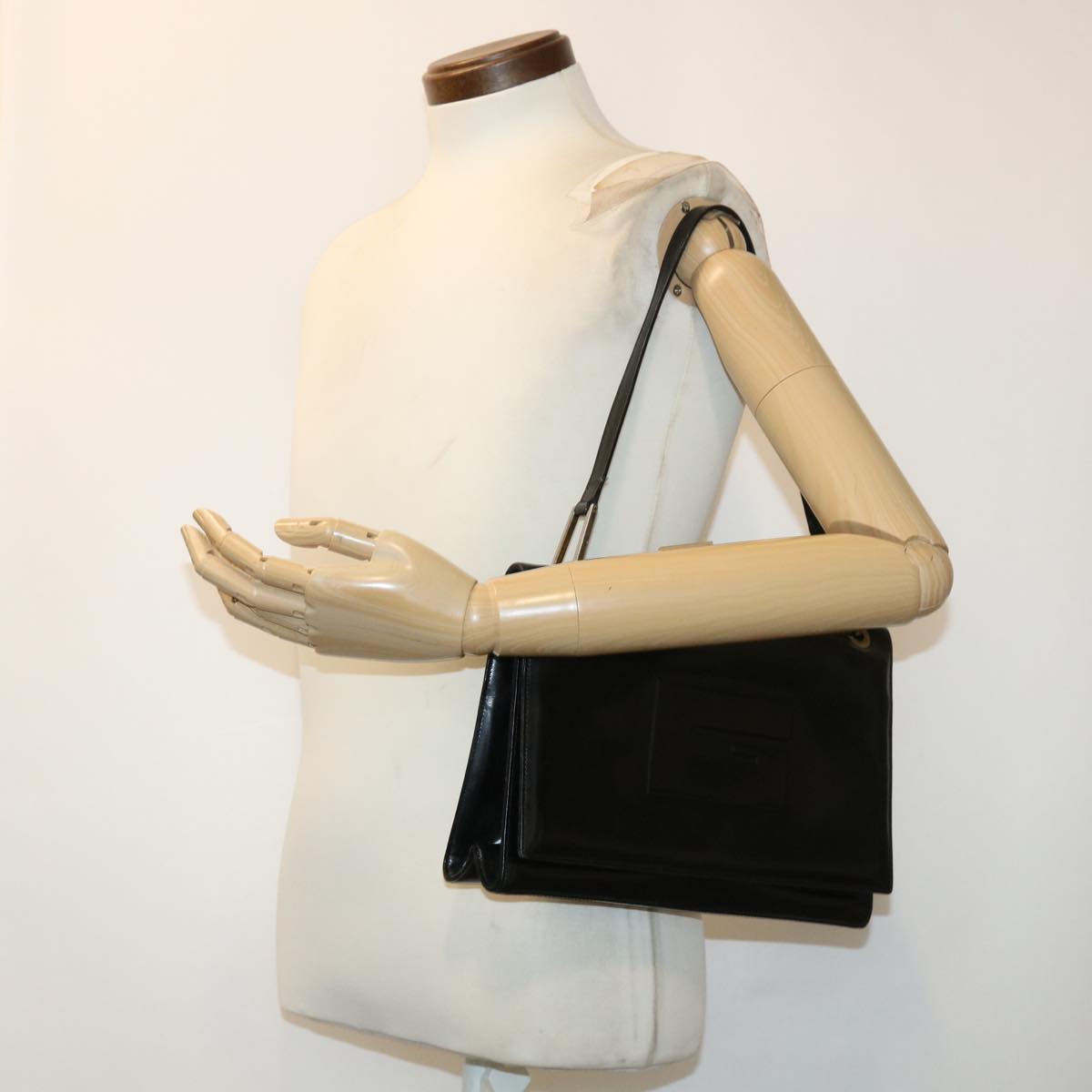 GUCCI Shoulder Bag Leather Black 001•2058•3033 ac1997